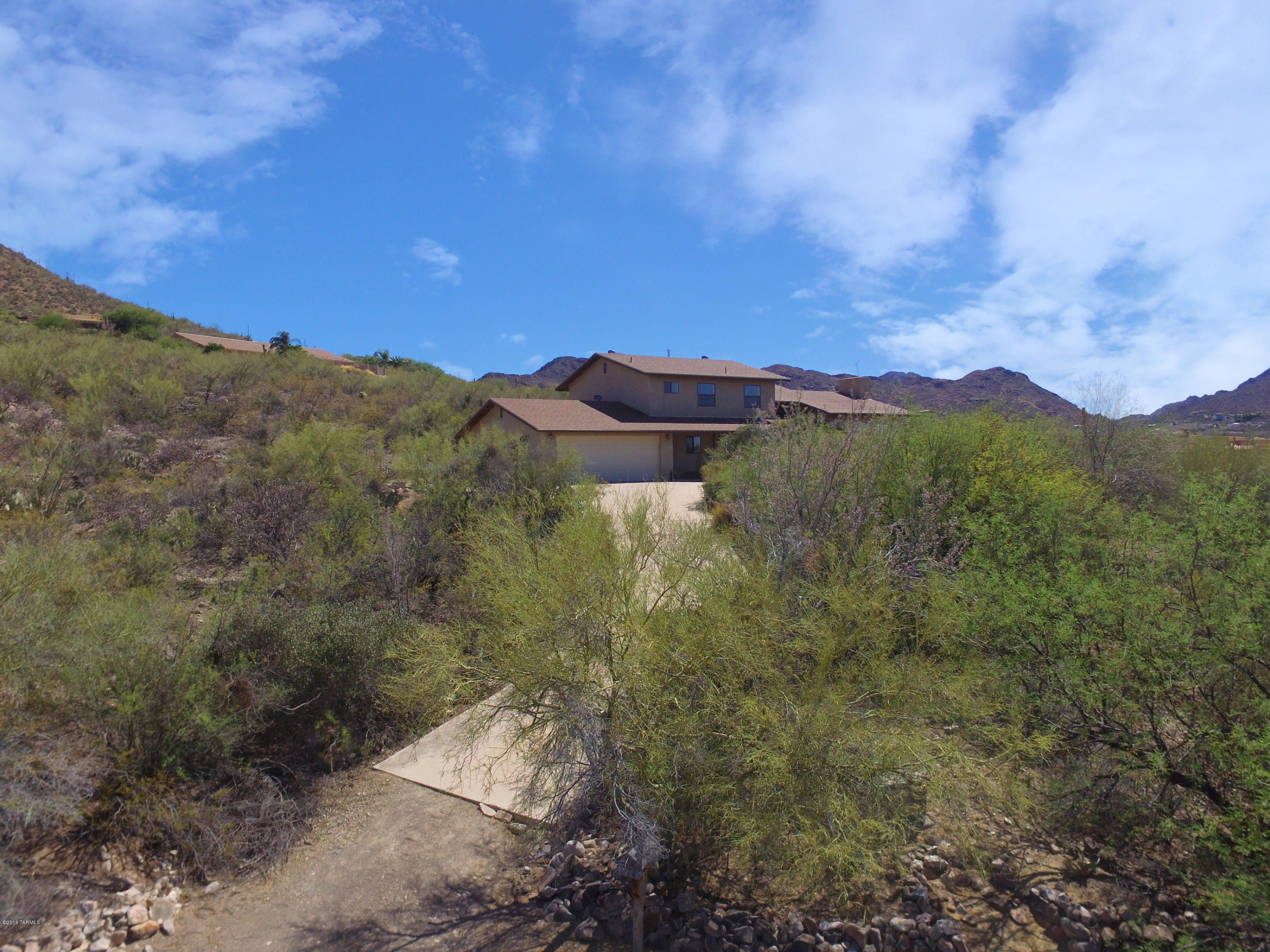 825 N Windbell Circle