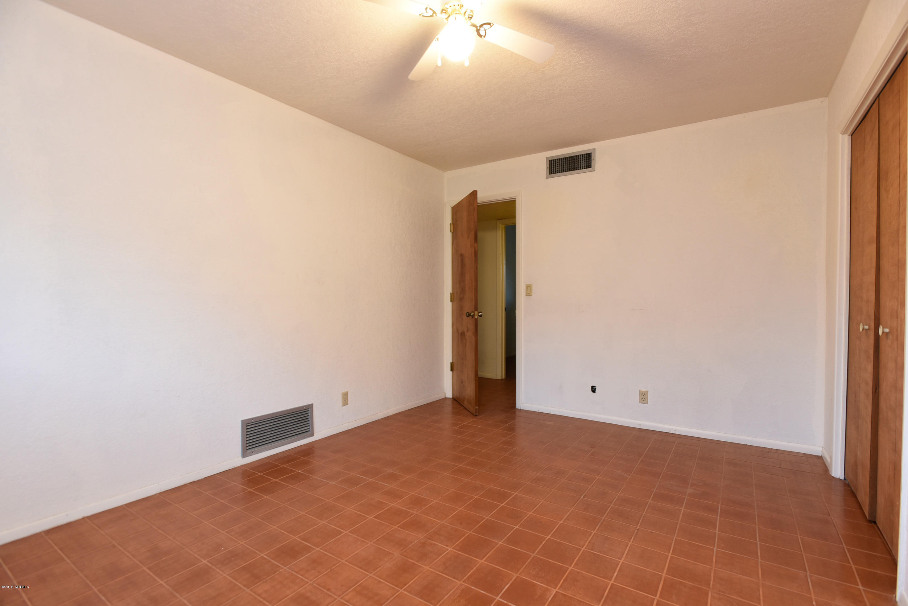 825 N Windbell Circle