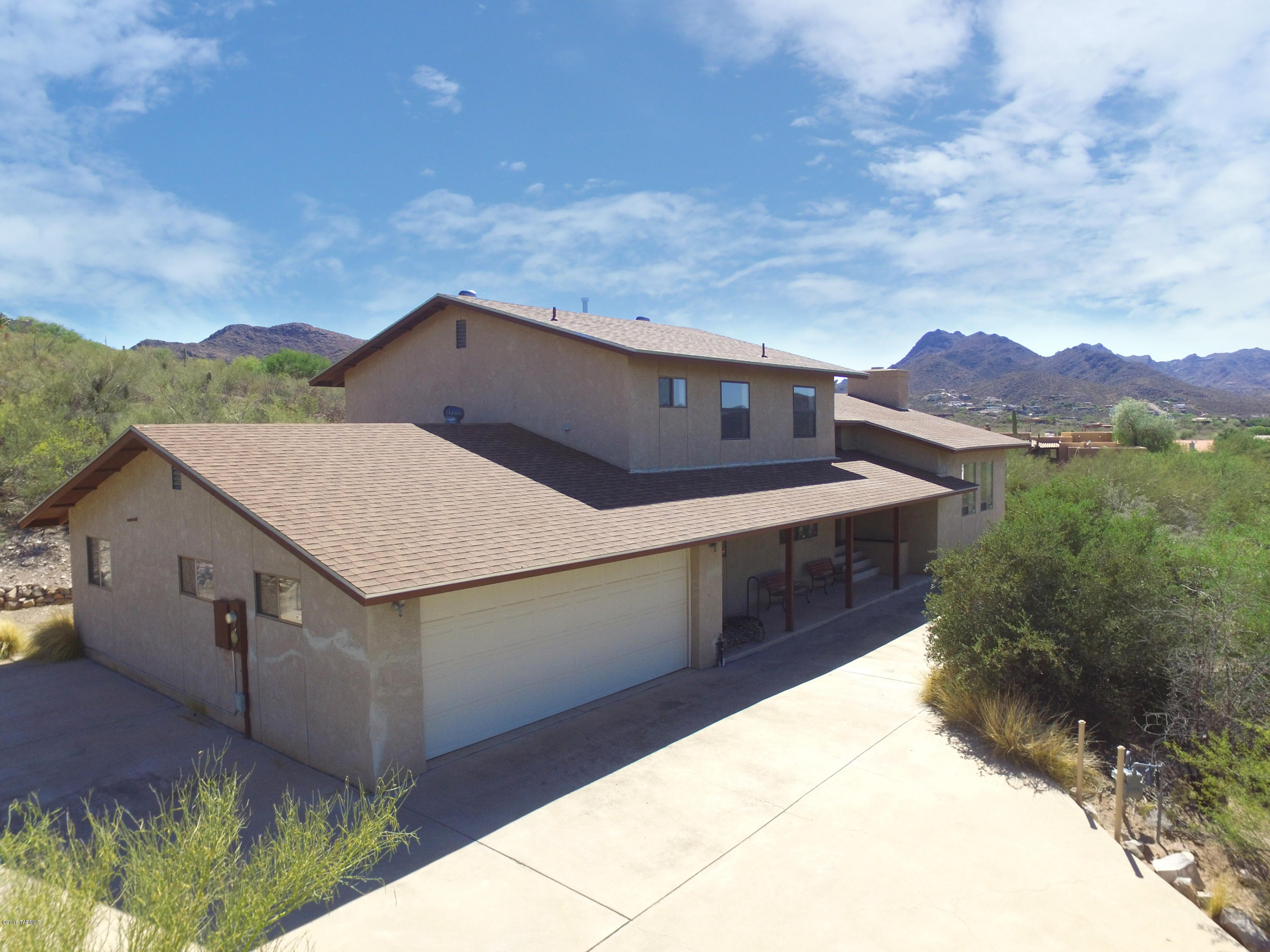 825 N Windbell Circle