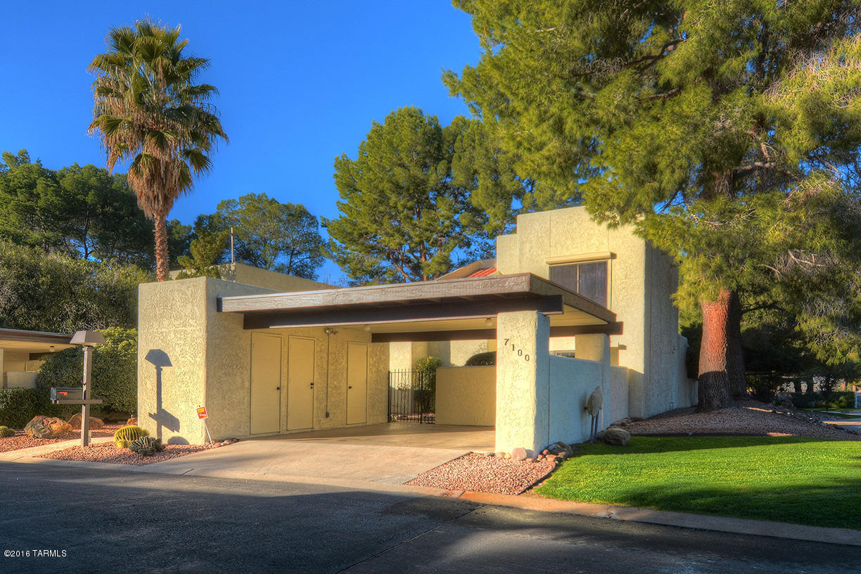 7100 E Camino Del Rio