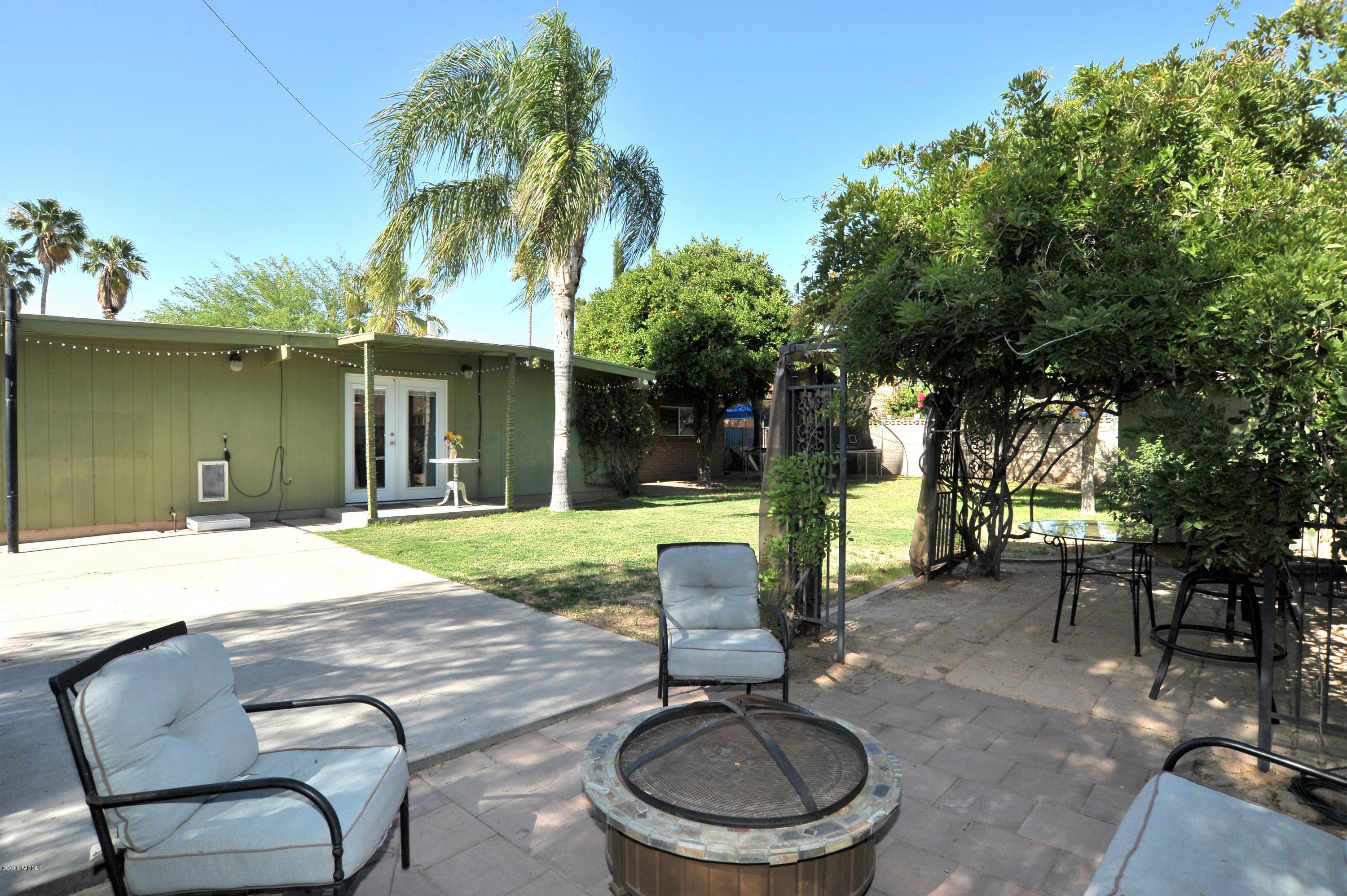 3669 W Wesleyan Drive