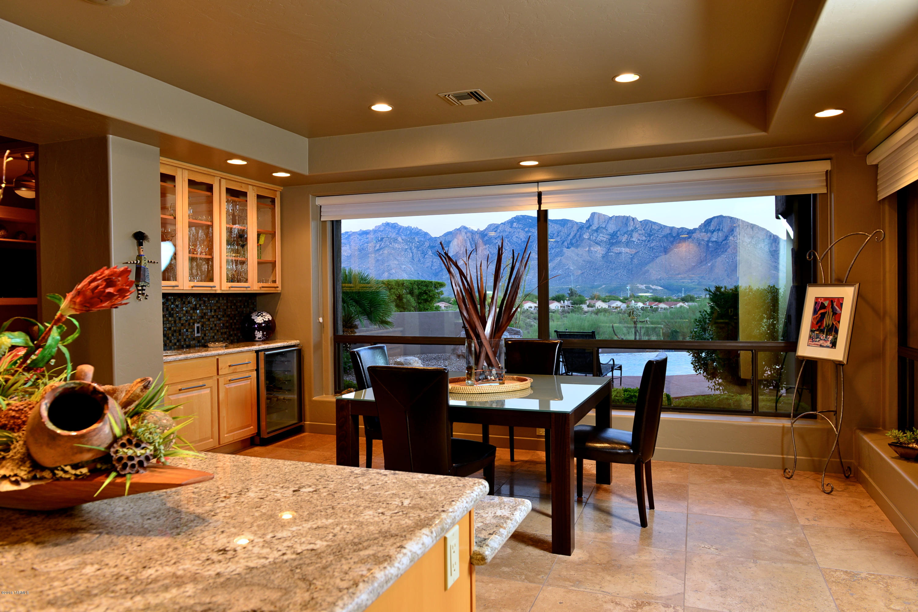 502 W Silhouette Ridge Place