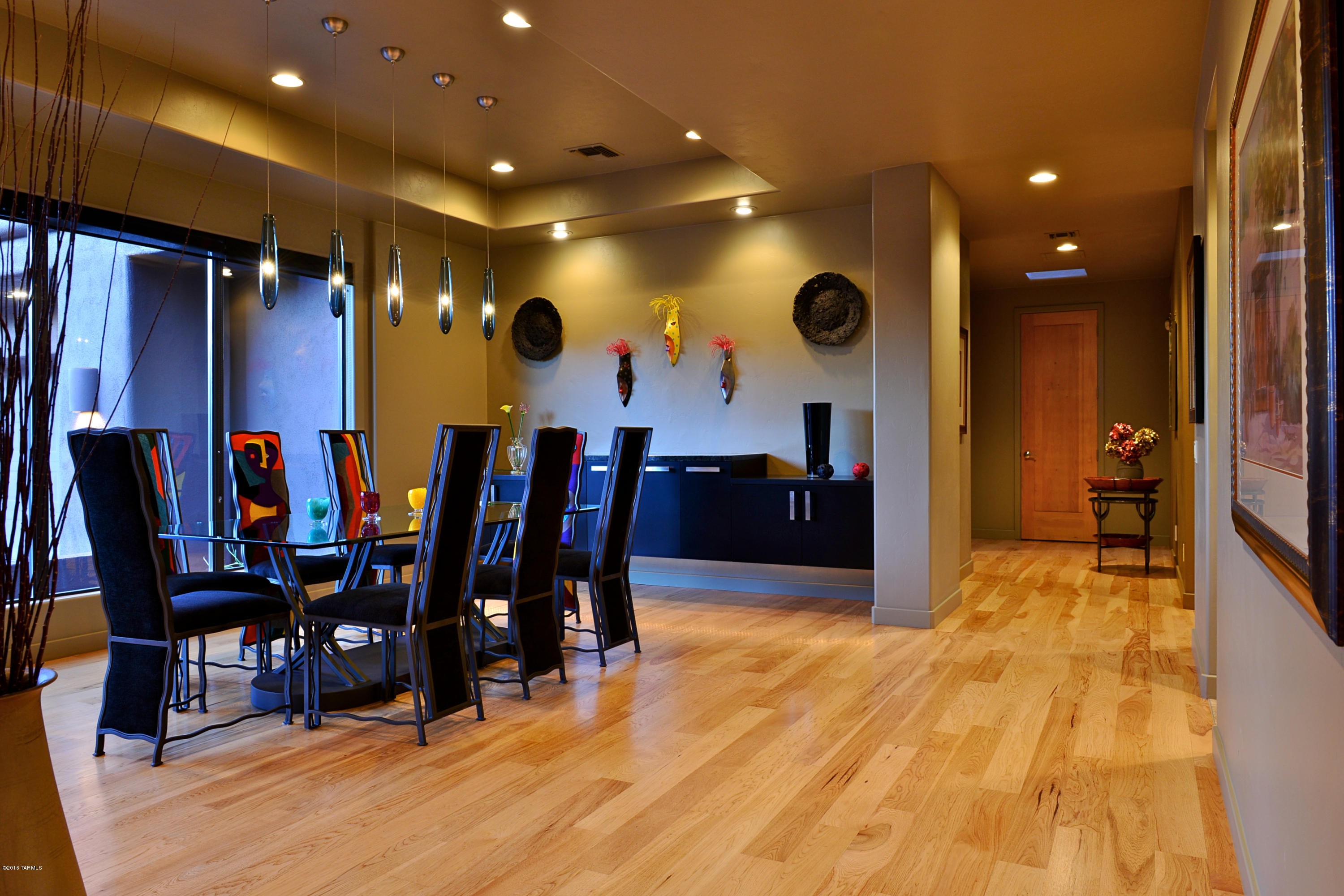 502 W Silhouette Ridge Place