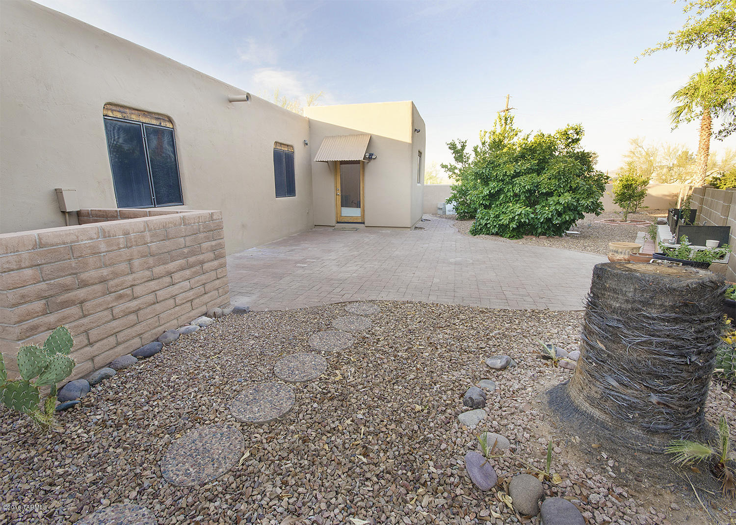 2865 W Placita Paciente