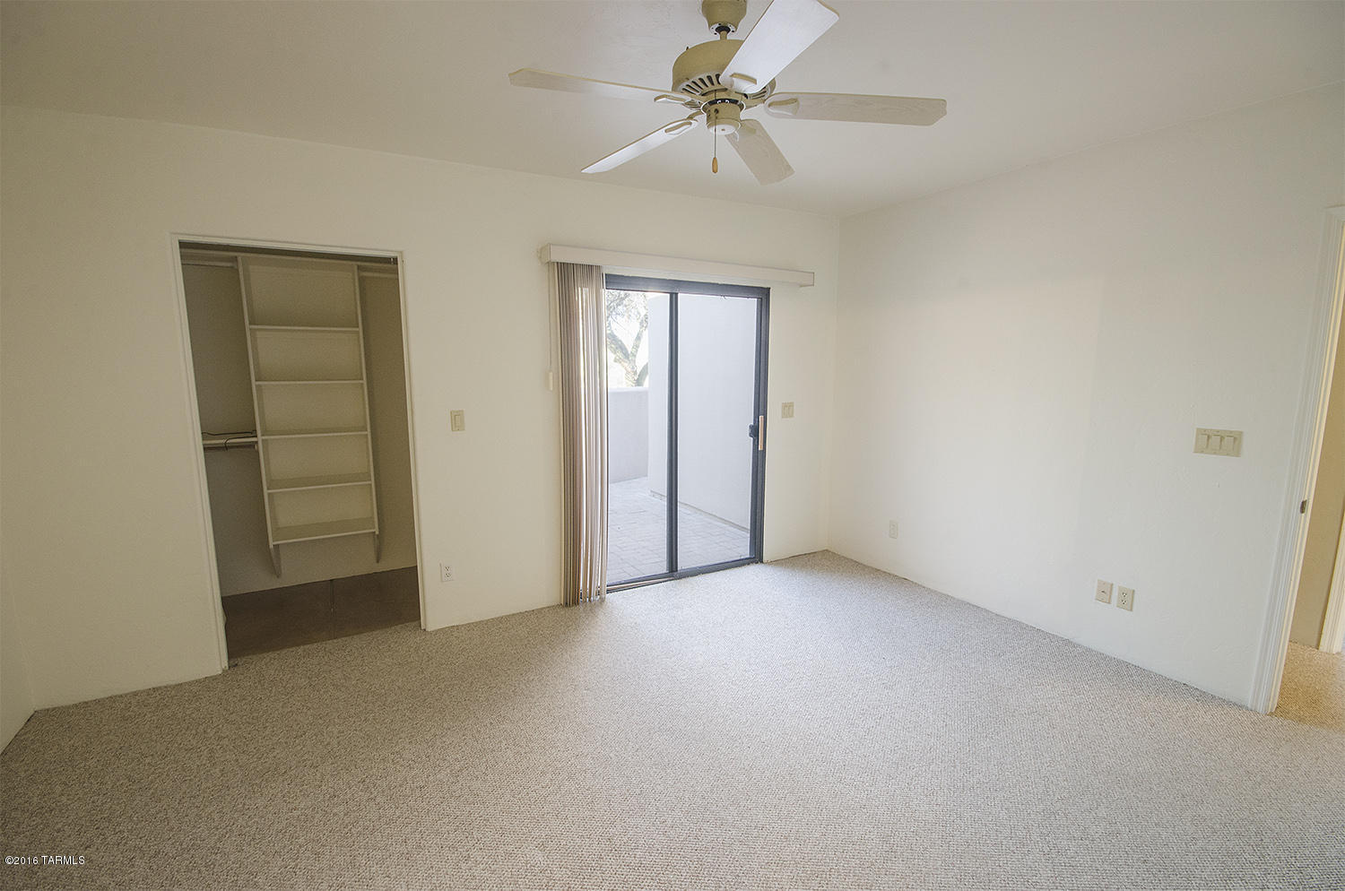 2865 W Placita Paciente