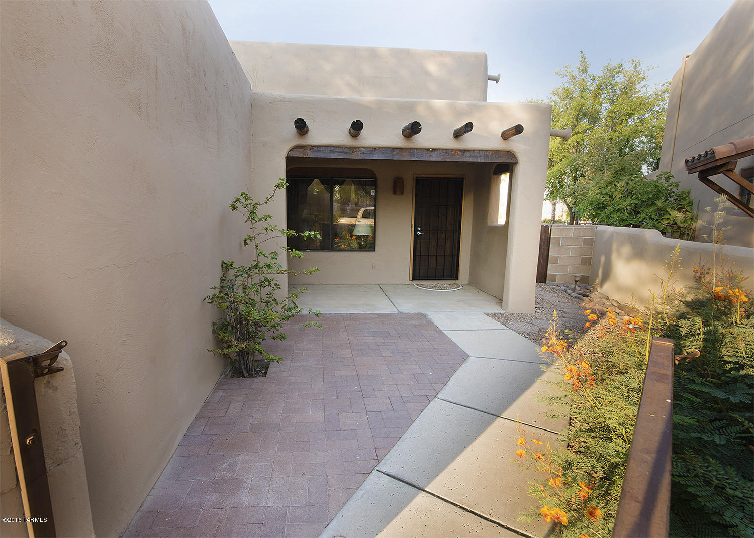 2865 W Placita Paciente