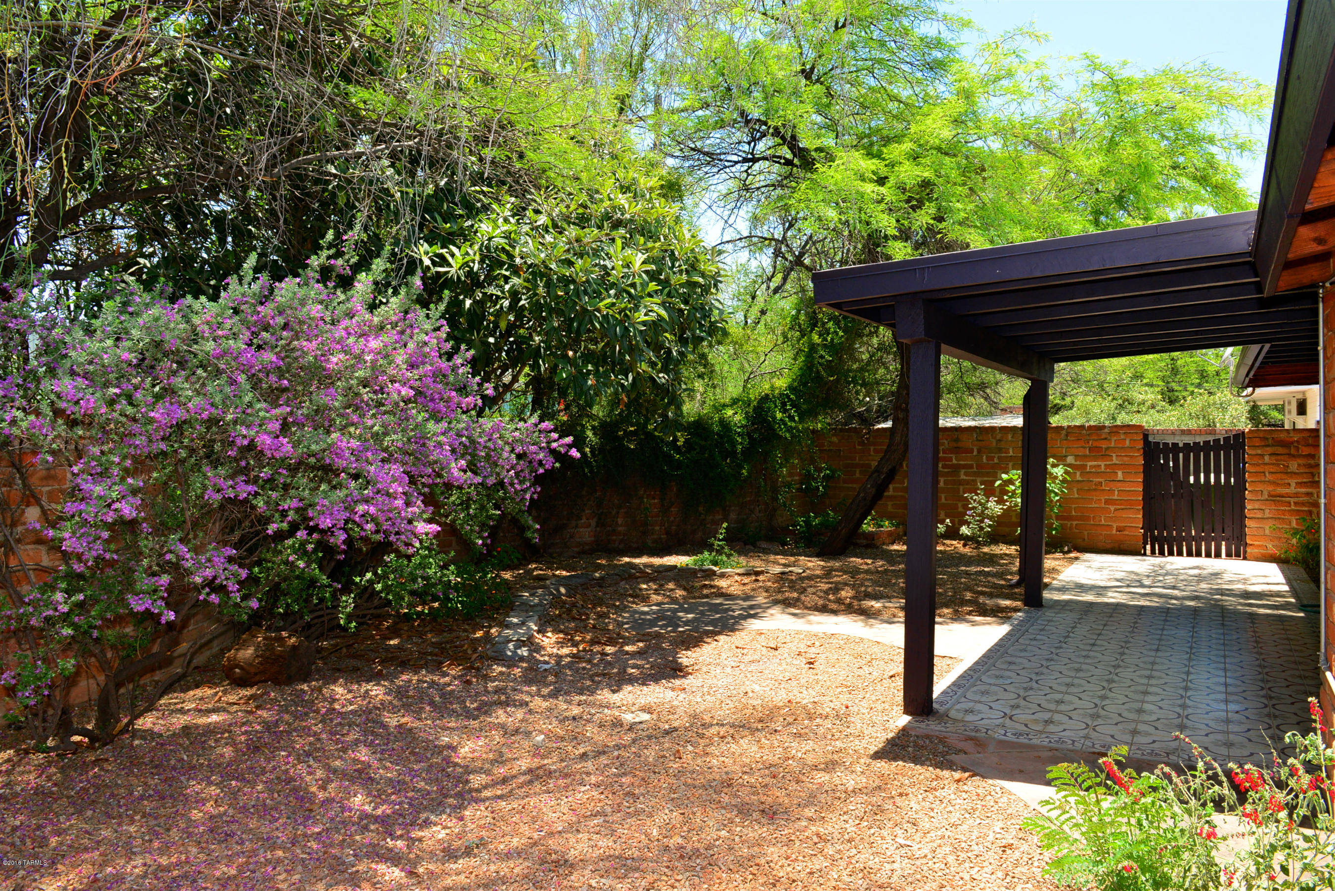 4032 E Elmwood Street