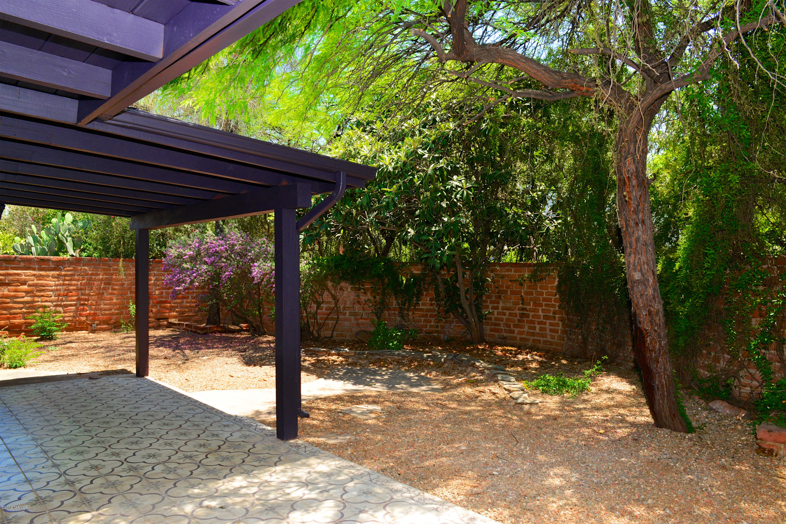 4032 E Elmwood Street