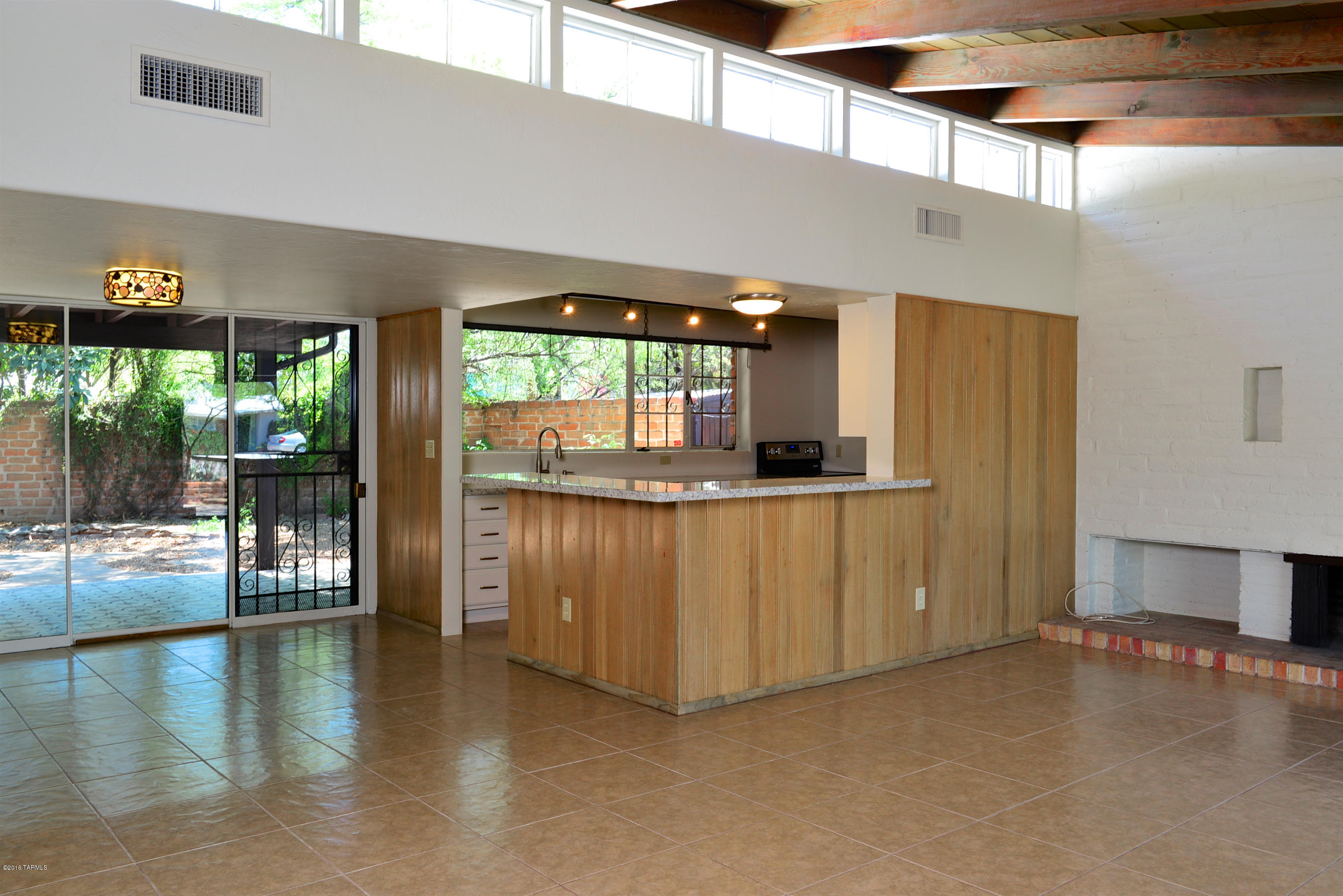 4032 E Elmwood Street