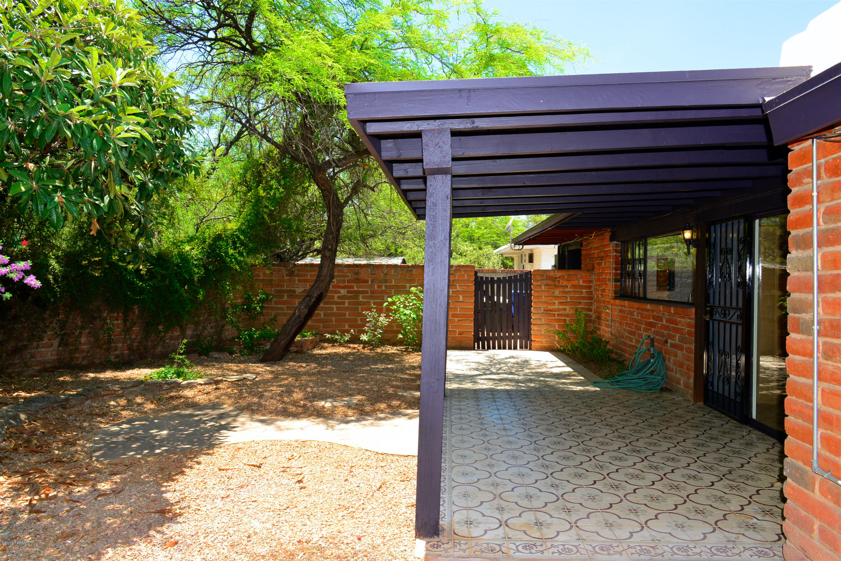 4032 E Elmwood Street