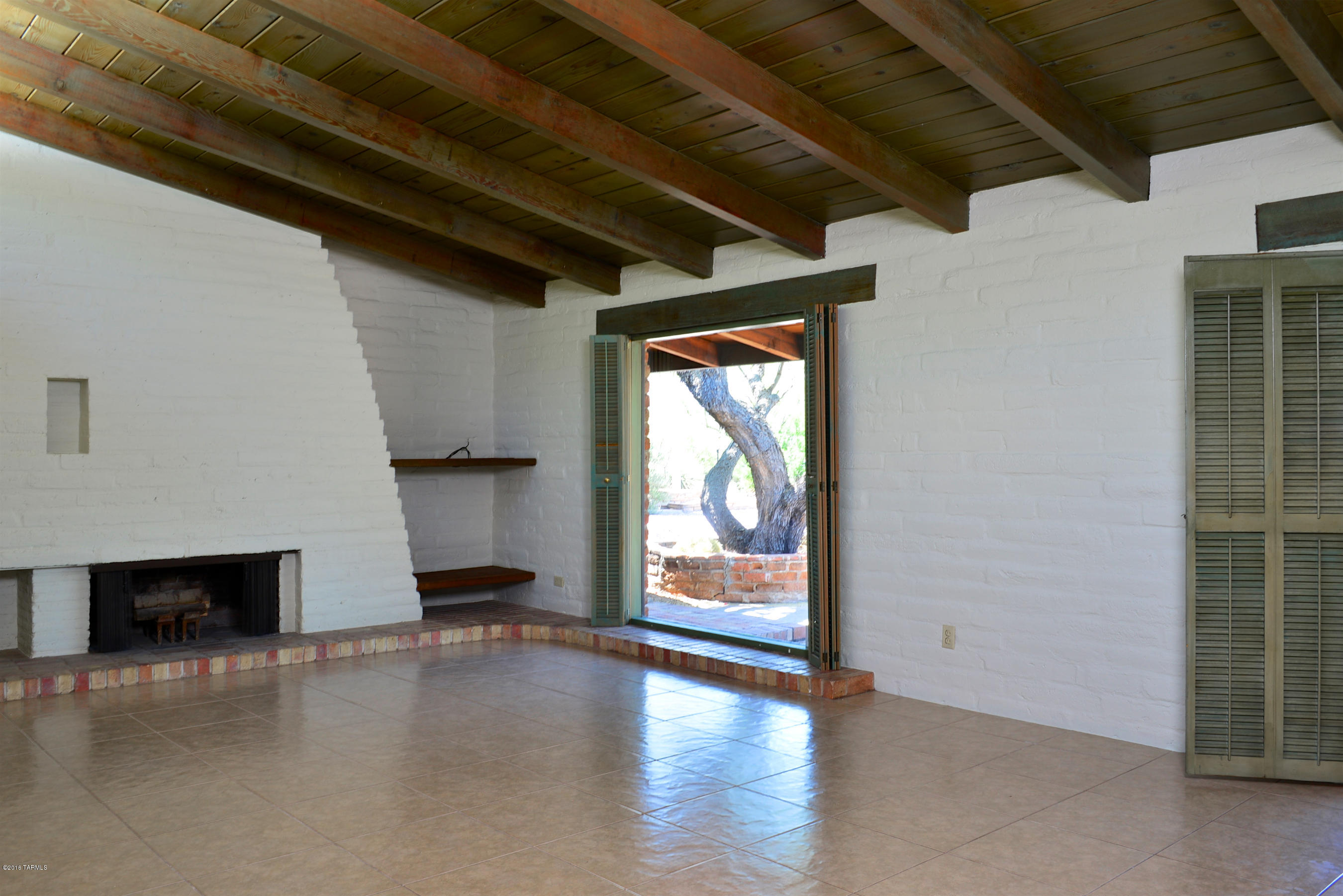 4032 E Elmwood Street