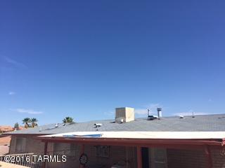 1929 W Mountain Oak Lane