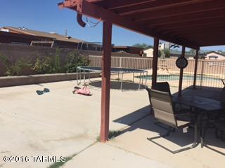 1929 W Mountain Oak Lane