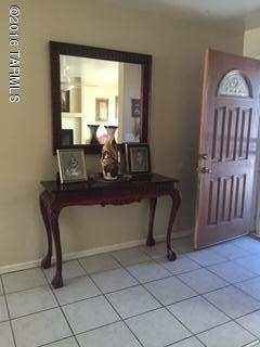 1929 W Mountain Oak Lane