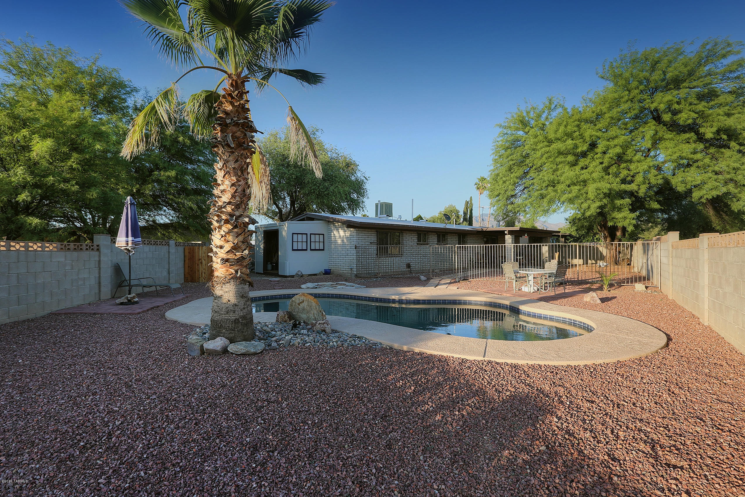 7348 N Pilgrim Place