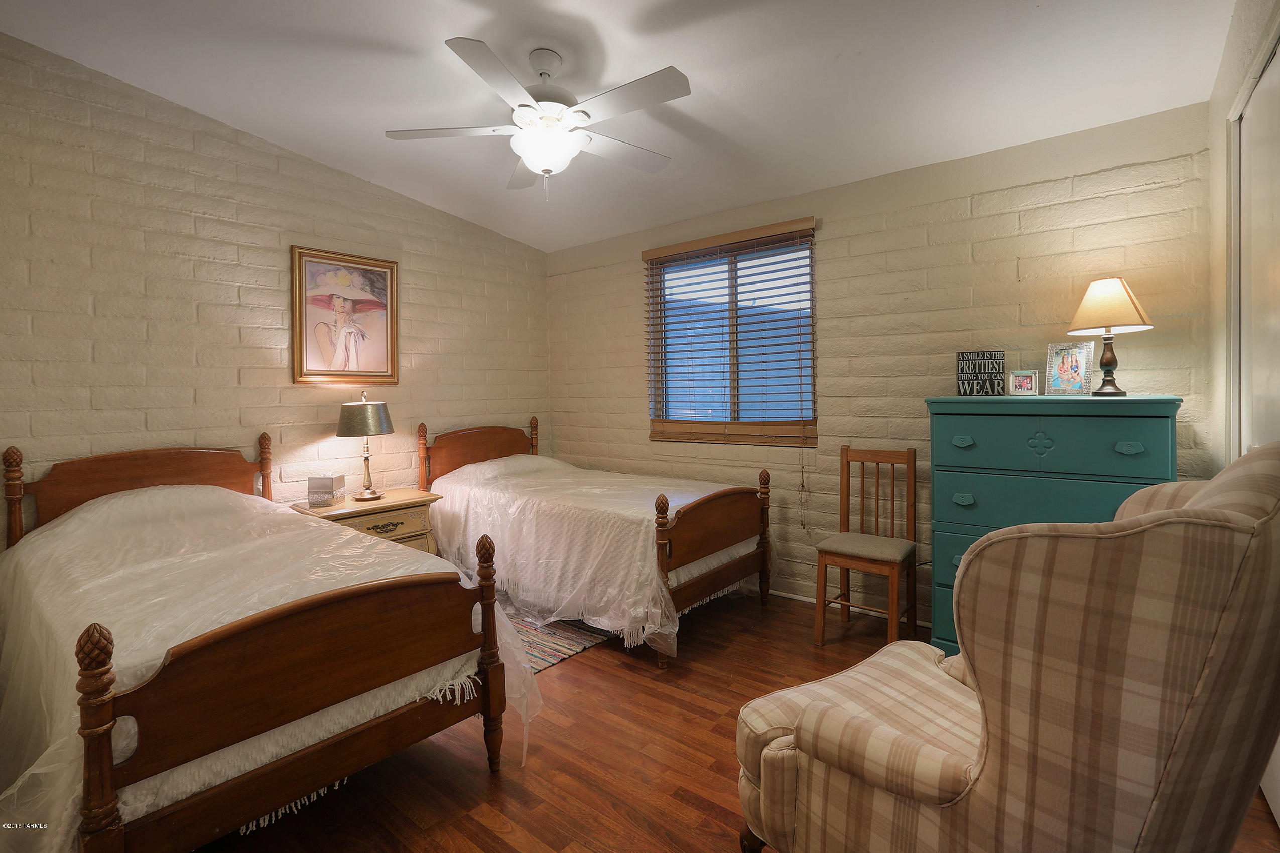 7348 N Pilgrim Place