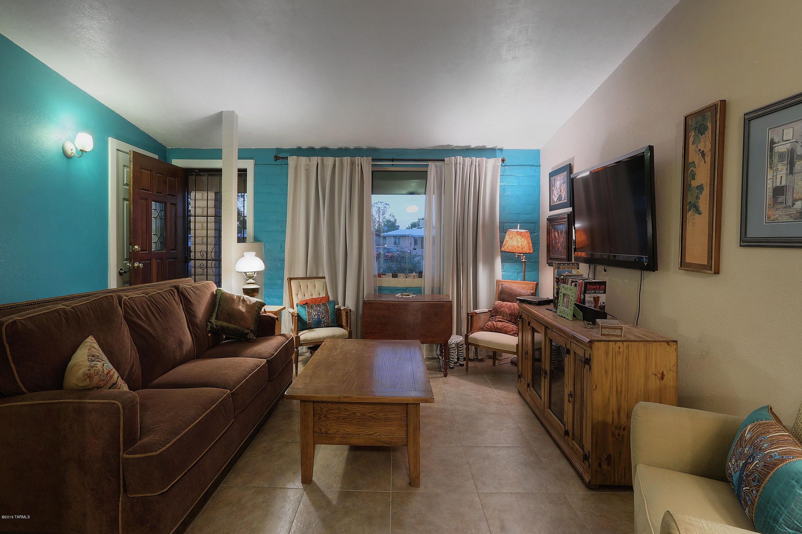 7348 N Pilgrim Place