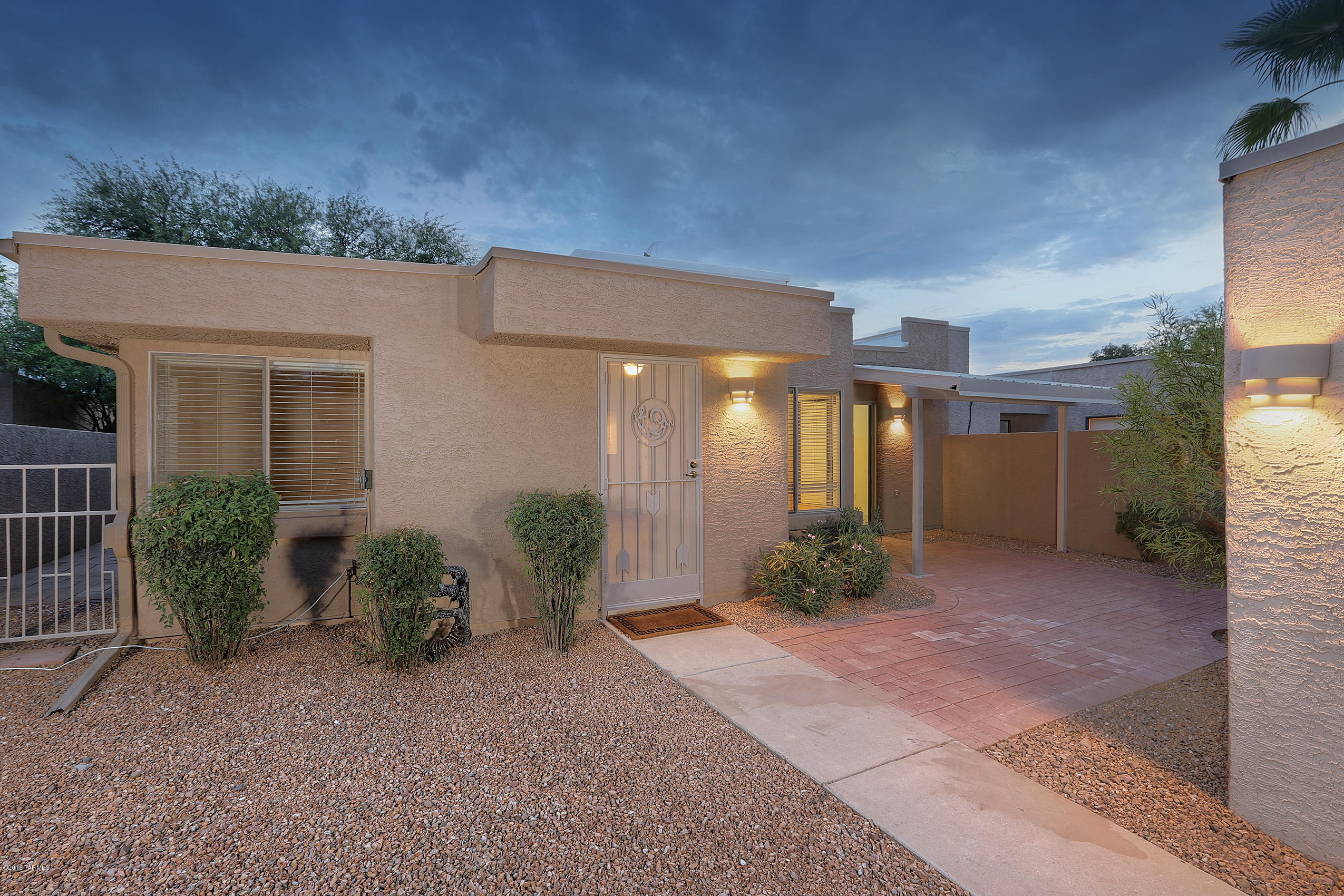 4412 E Kleindale Road