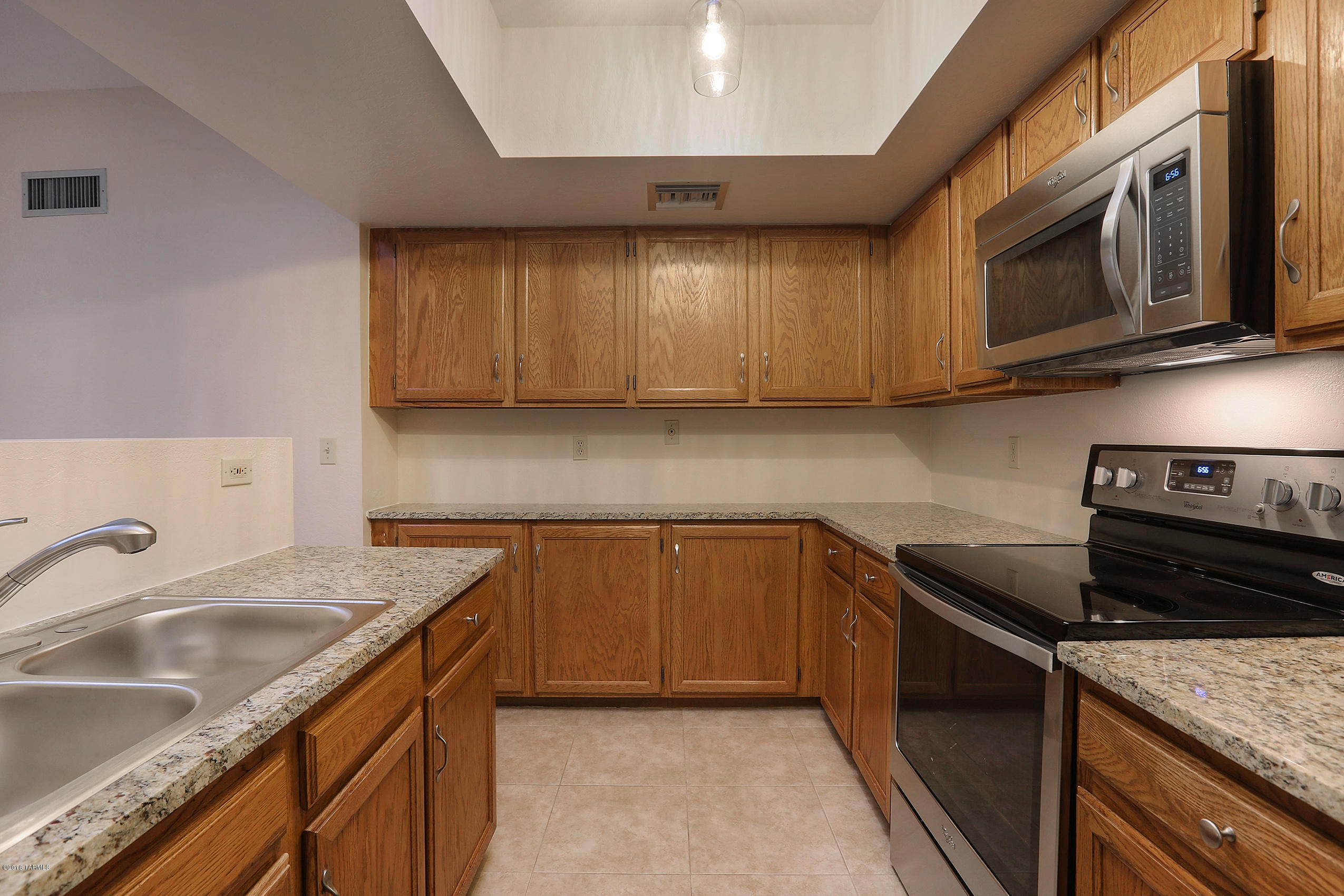 4412 E Kleindale Road