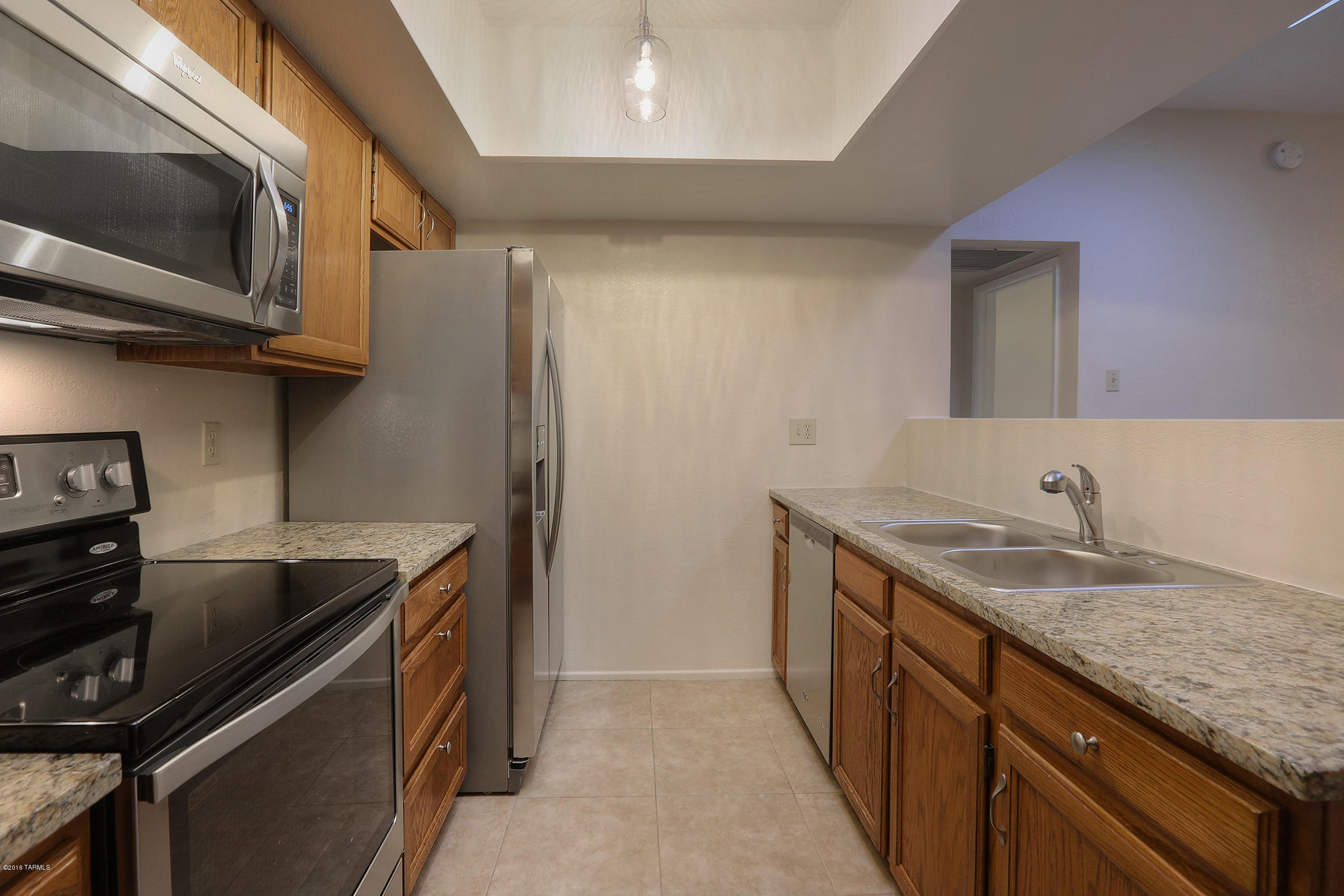 4412 E Kleindale Road