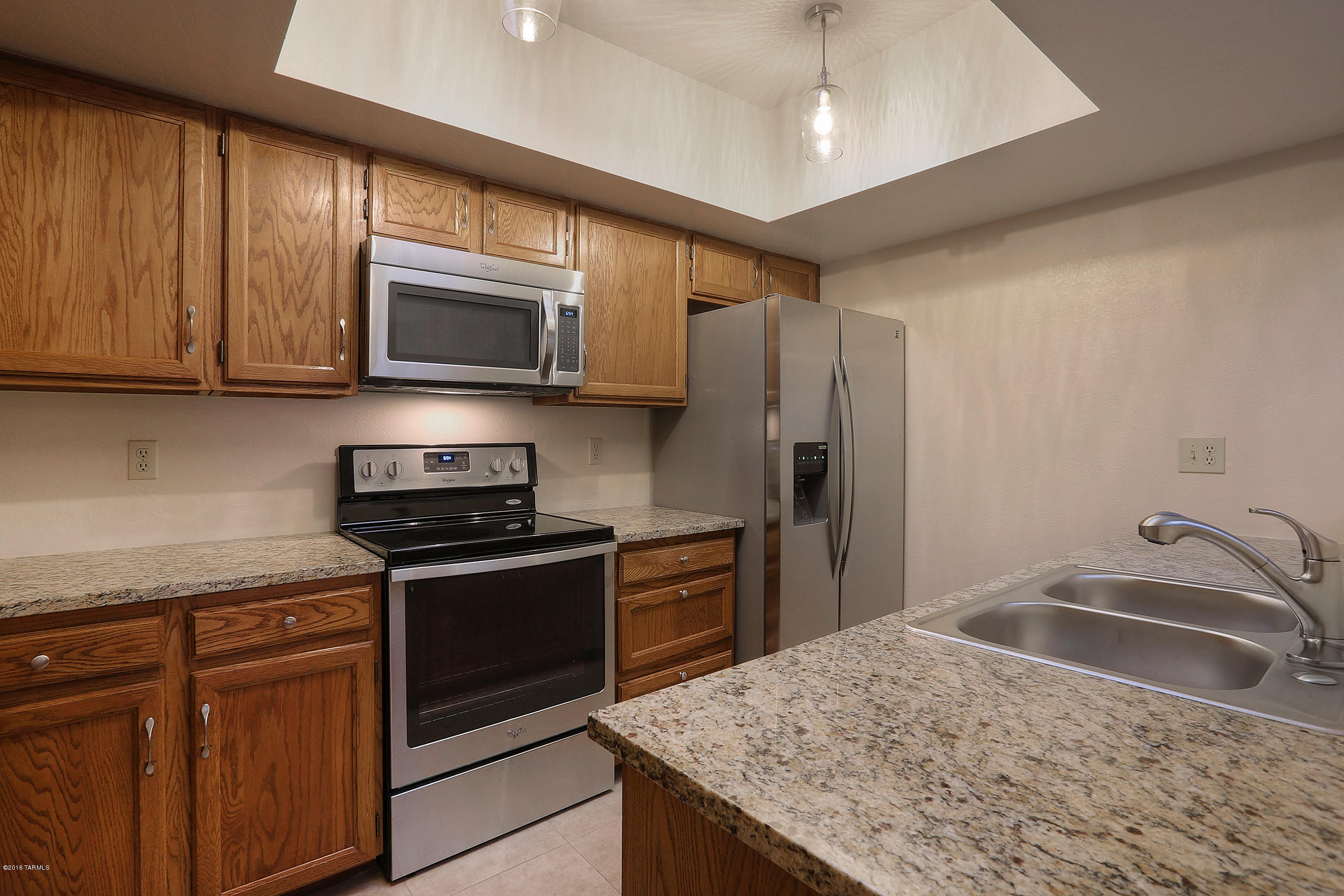 4412 E Kleindale Road