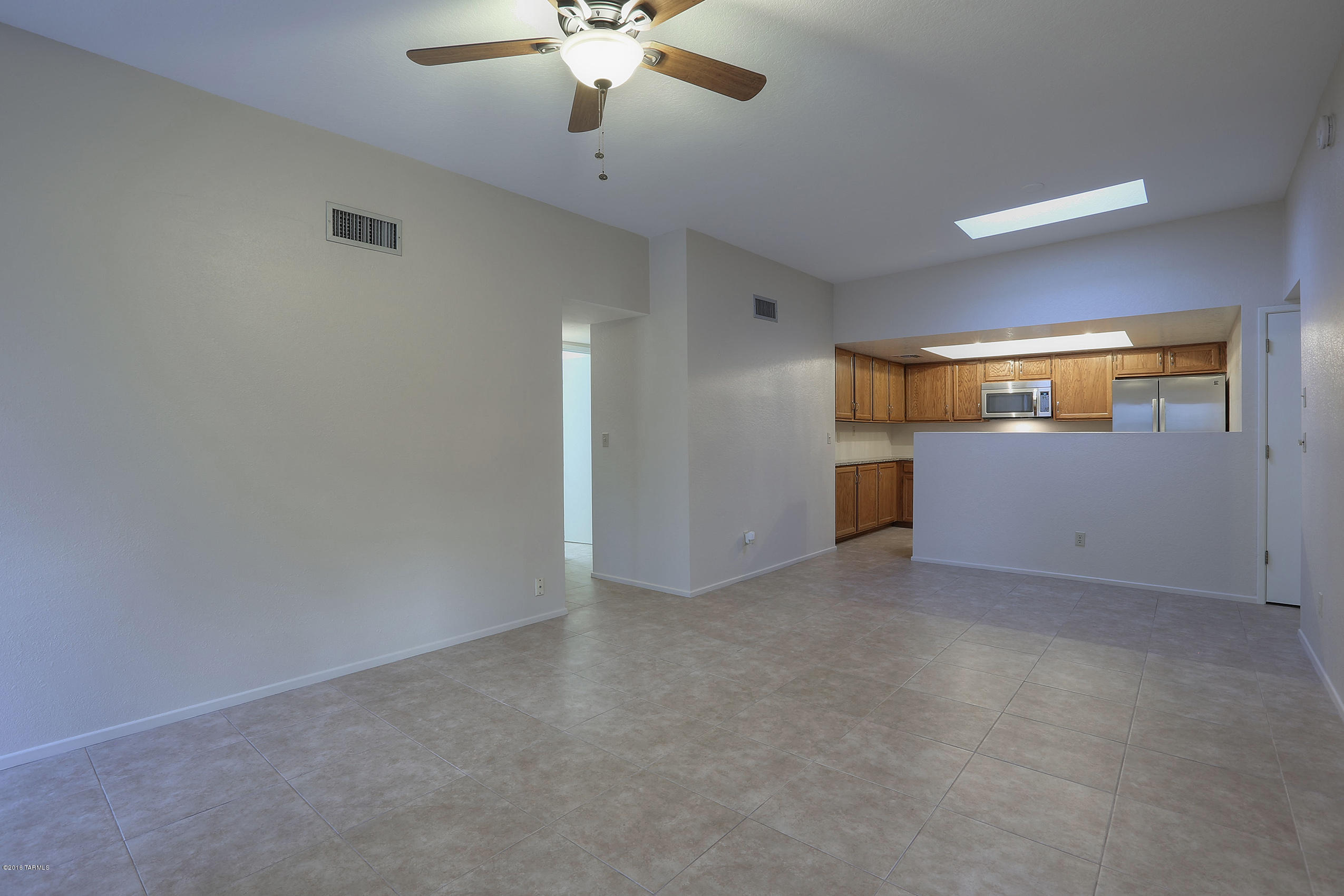 4412 E Kleindale Road