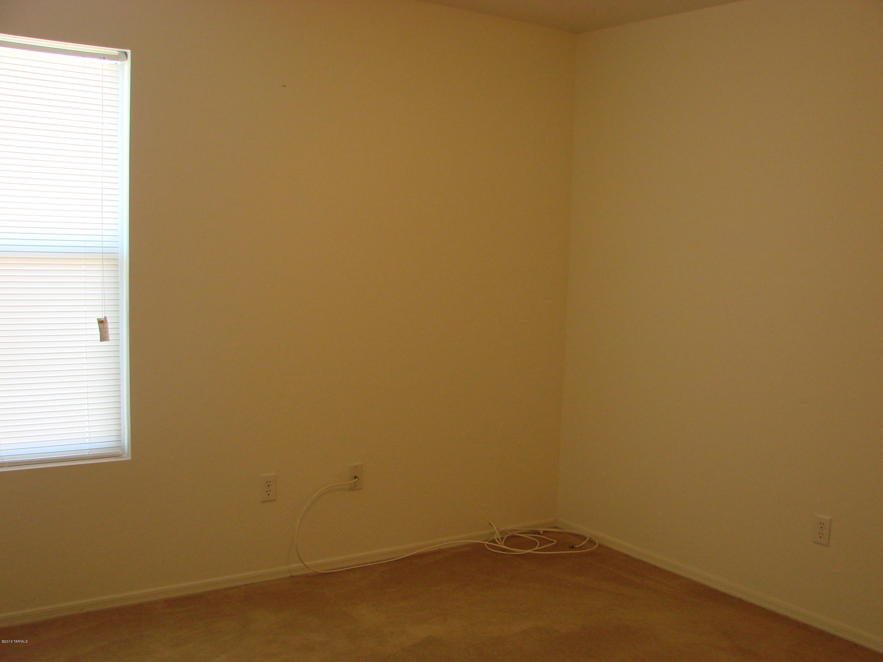 4948 W Calle Don Roberto