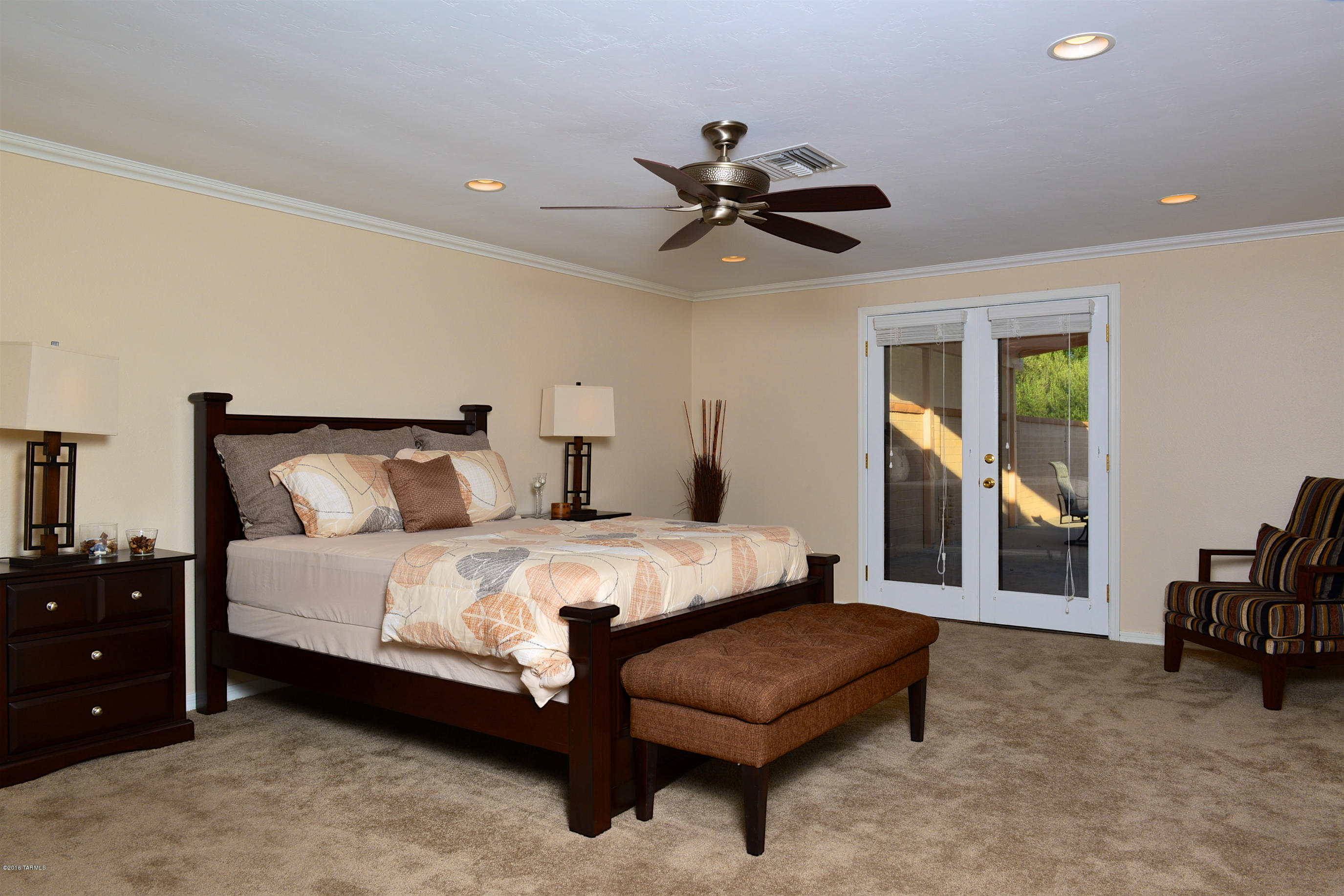 3524 N Calle Floreada