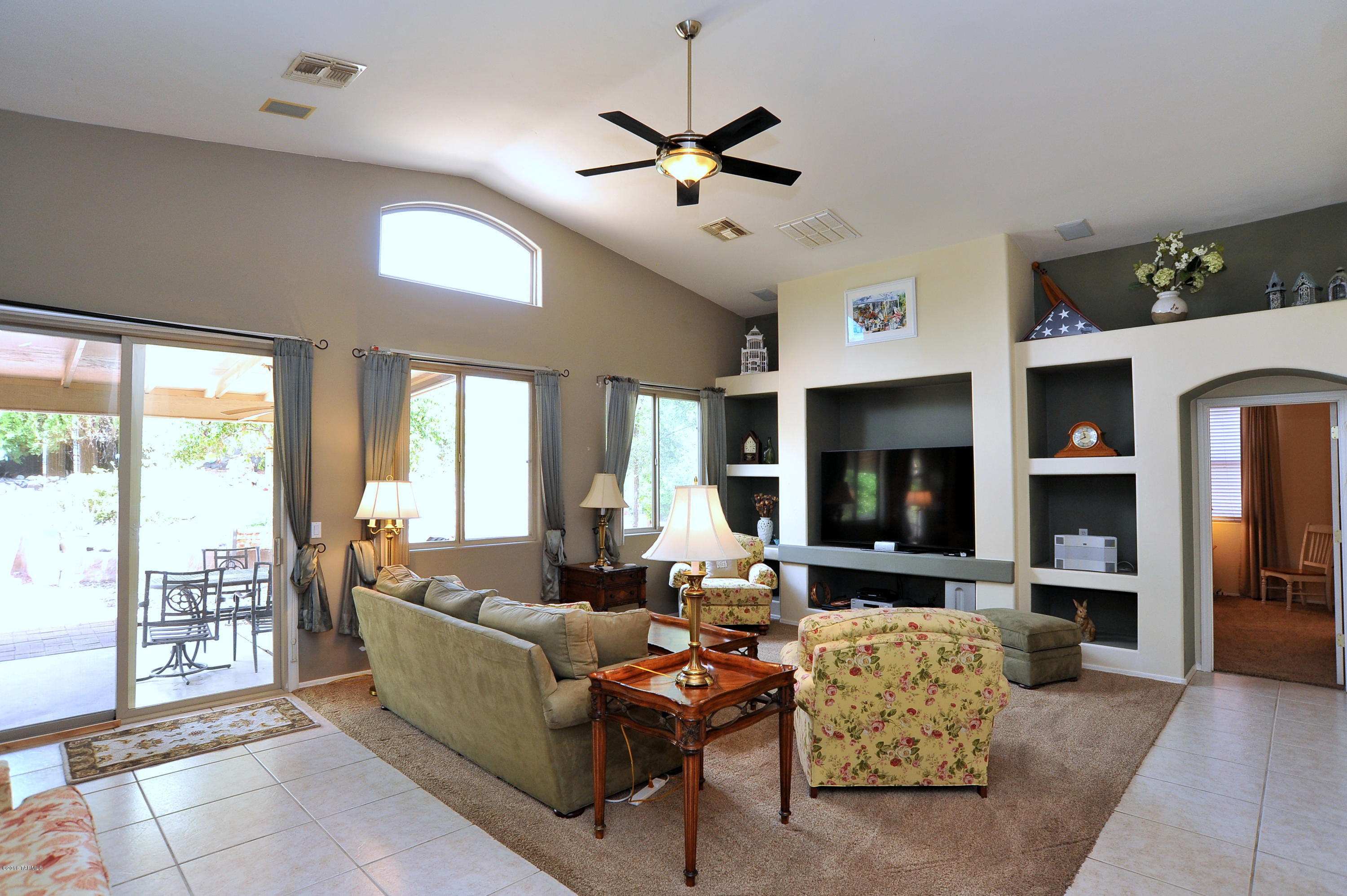 5462 W Red Rock Ridge Street