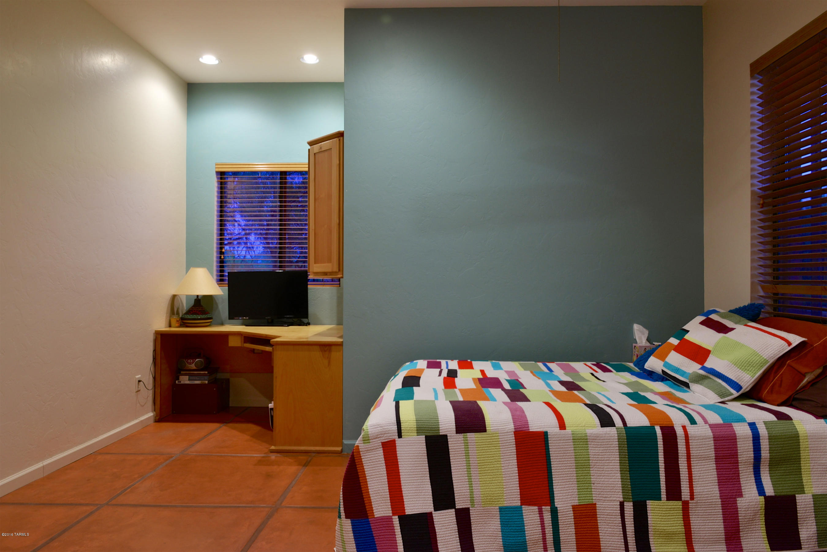 9060 N Calle Buena Vista