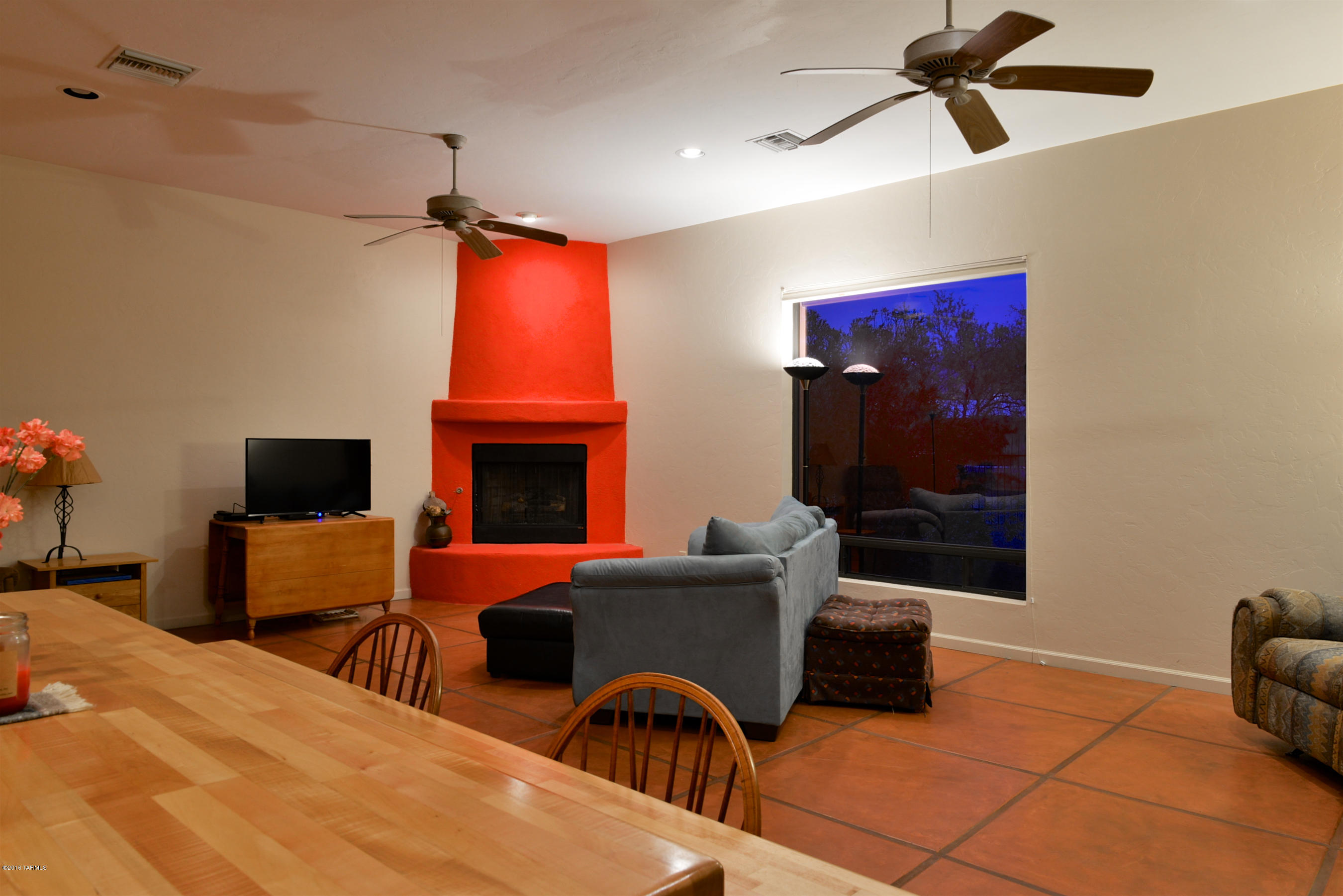 9060 N Calle Buena Vista