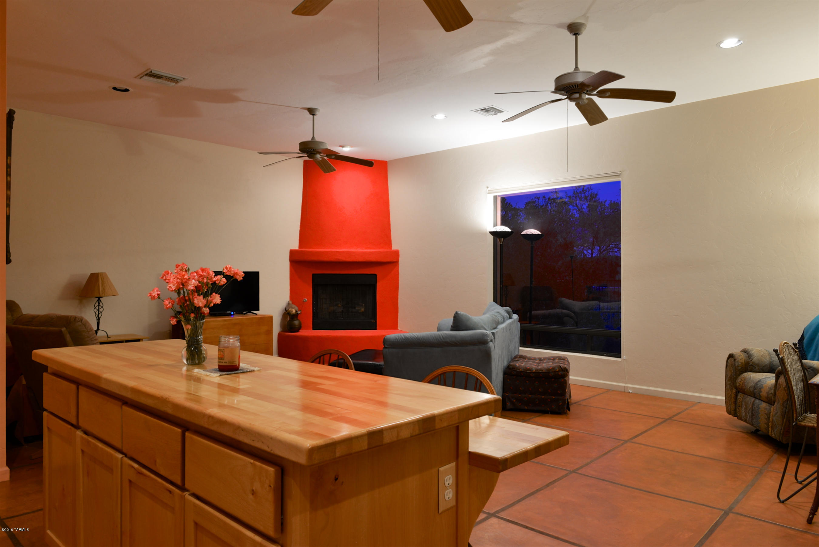 9060 N Calle Buena Vista