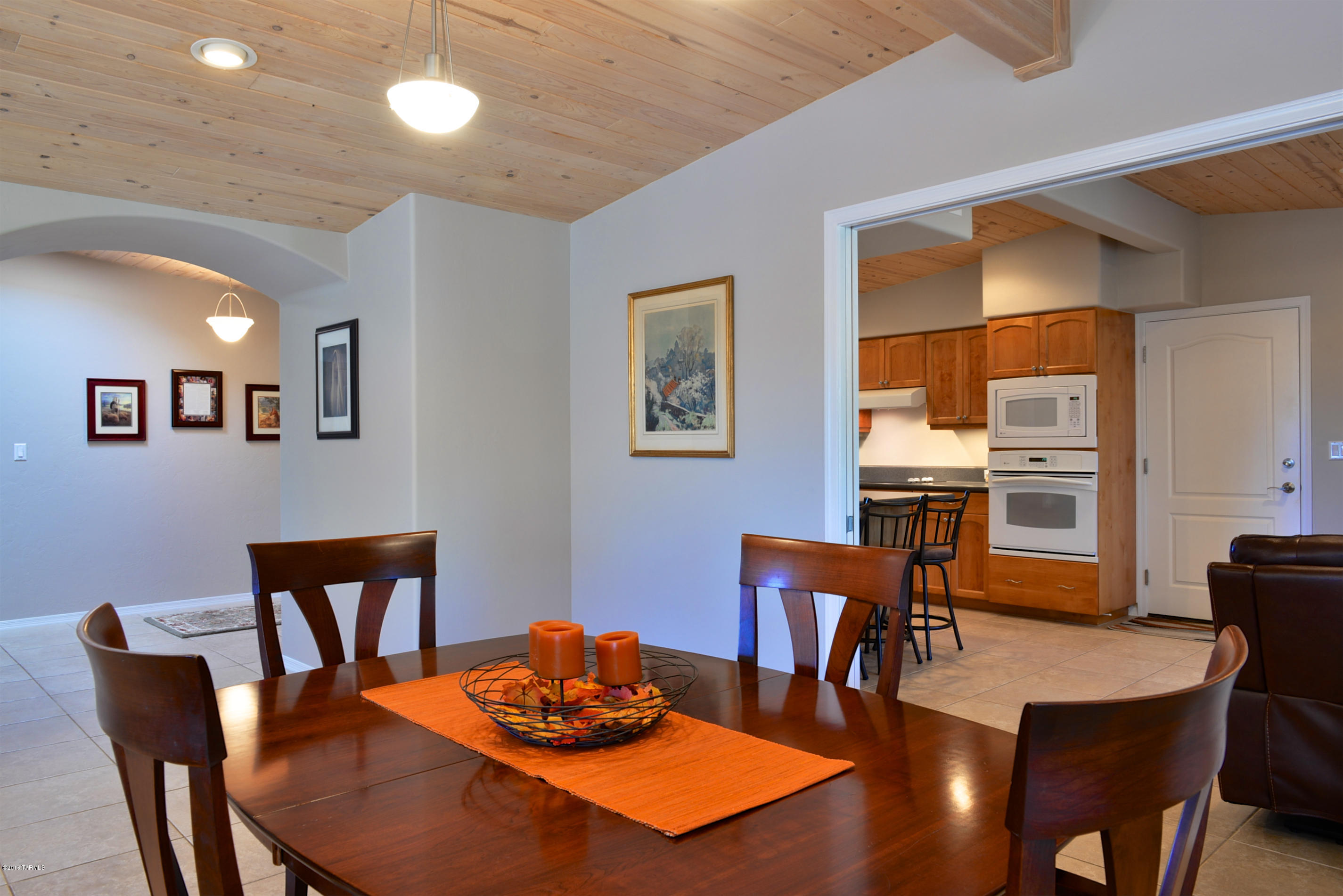 901 W Las Palmas Drive