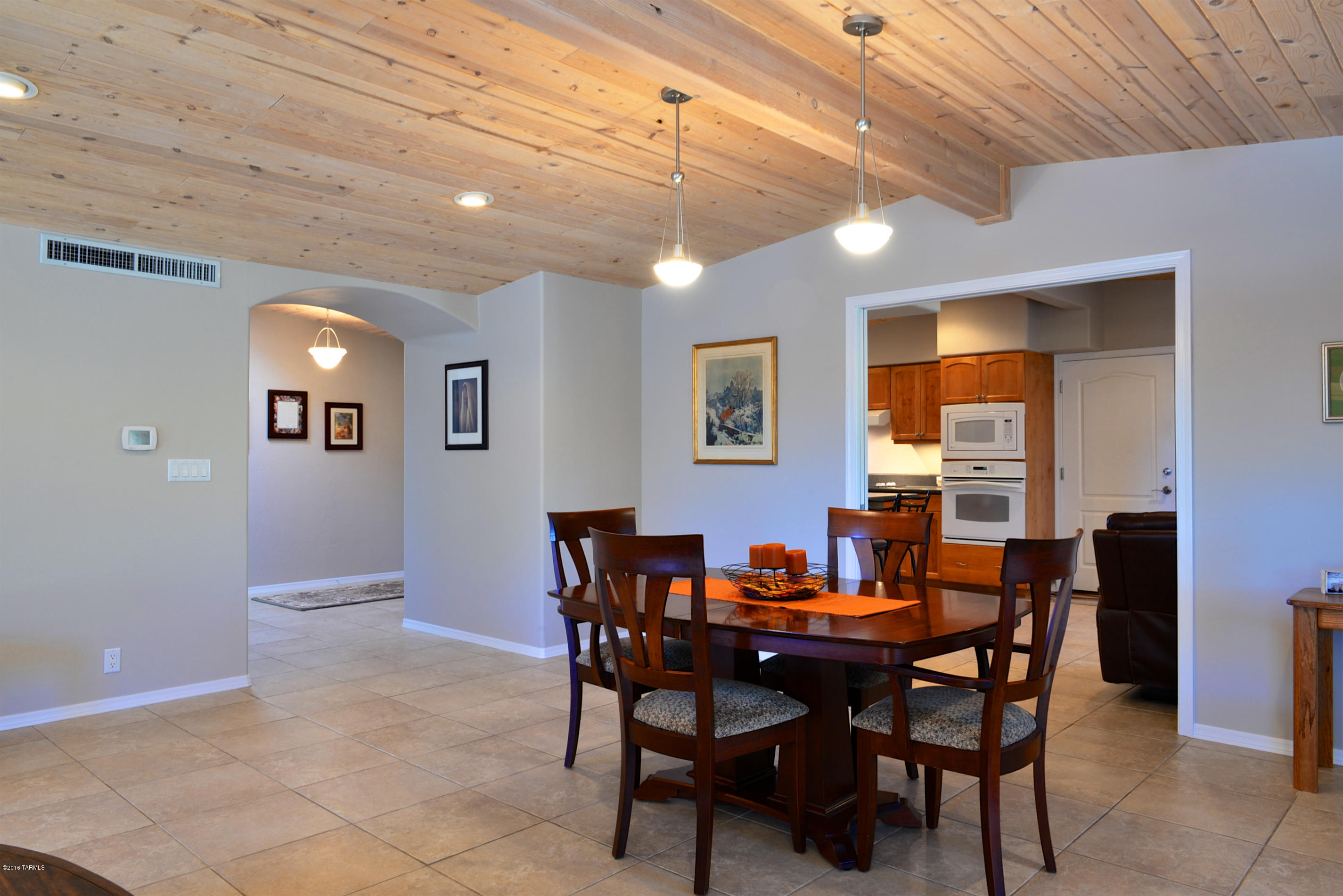 901 W Las Palmas Drive