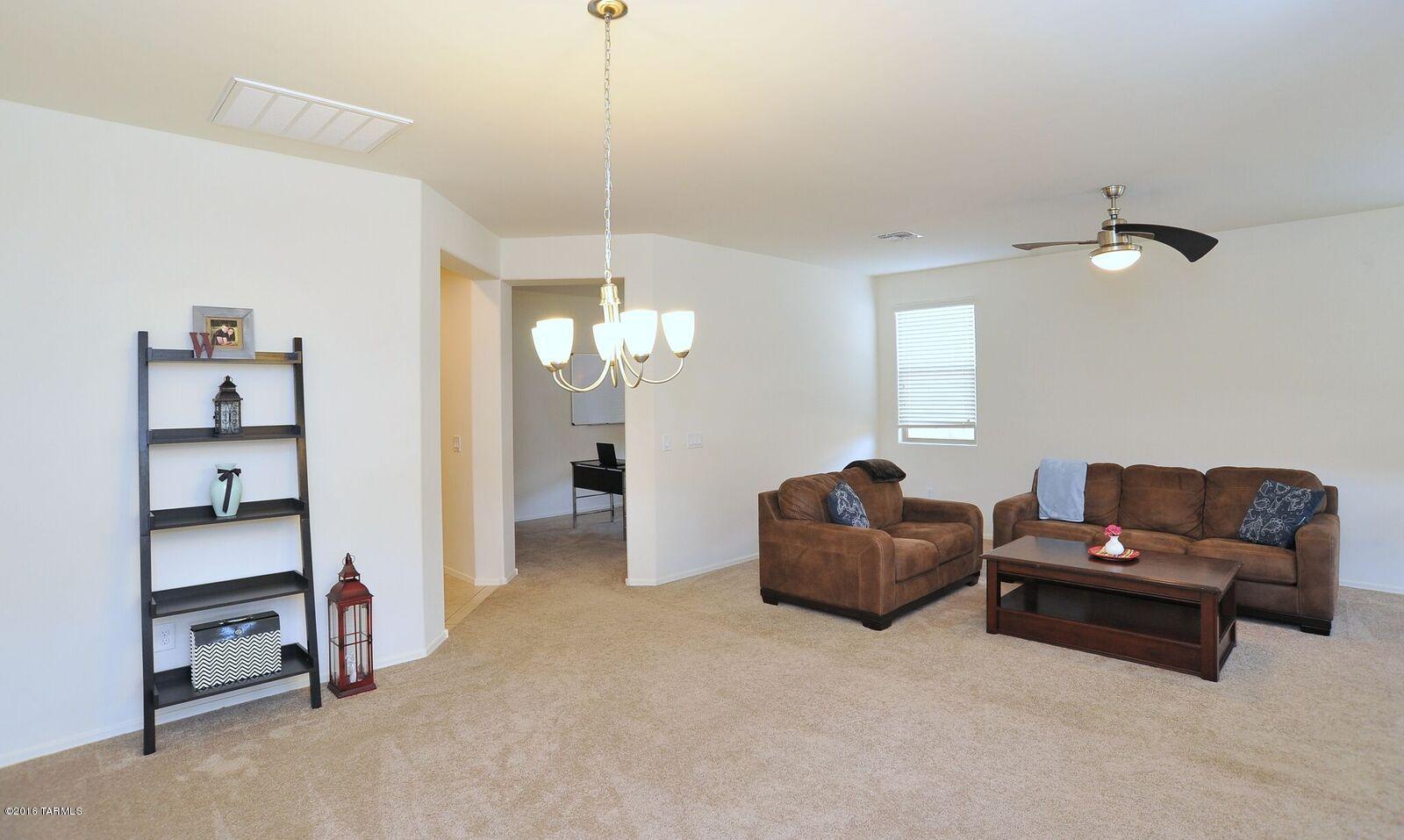 39033 S Running Roses Lane