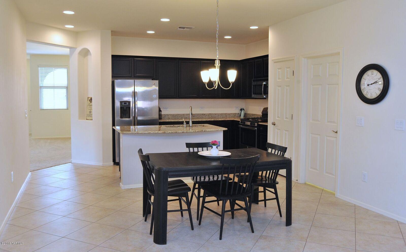 39033 S Running Roses Lane