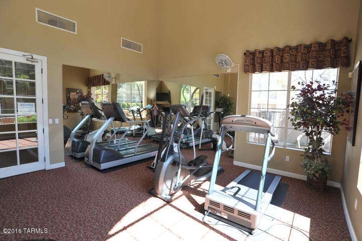 1500 E Pusch Wilderness Drive Unit: 16206