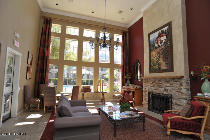 1500 E Pusch Wilderness Drive Unit: 16206