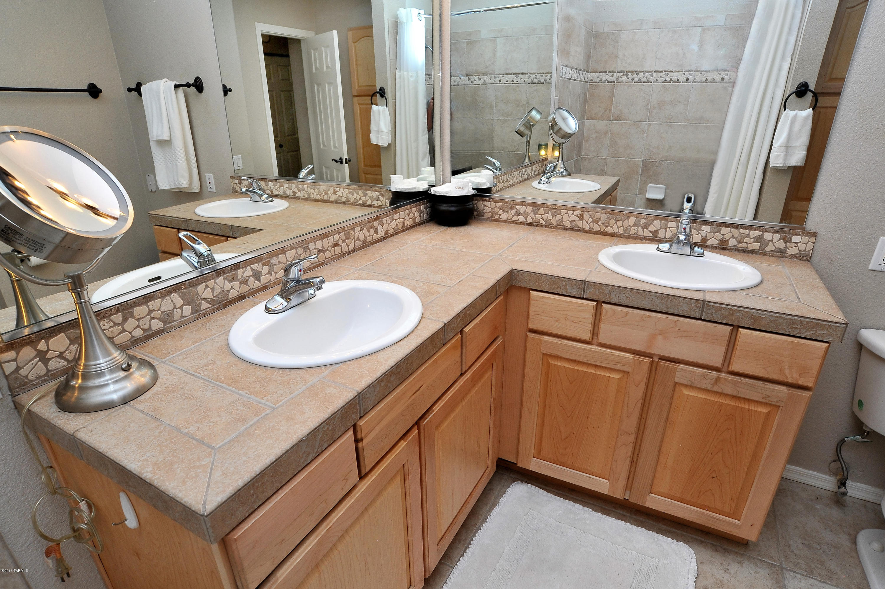 1500 E Pusch Wilderness Drive Unit: 16206