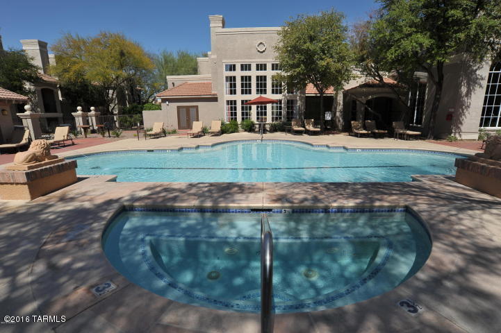 1500 E Pusch Wilderness Drive Unit: 16206