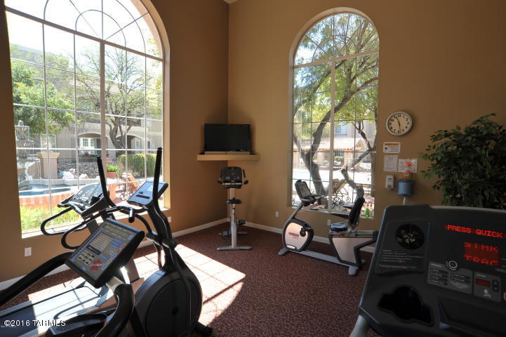 1500 E Pusch Wilderness Drive Unit: 16206