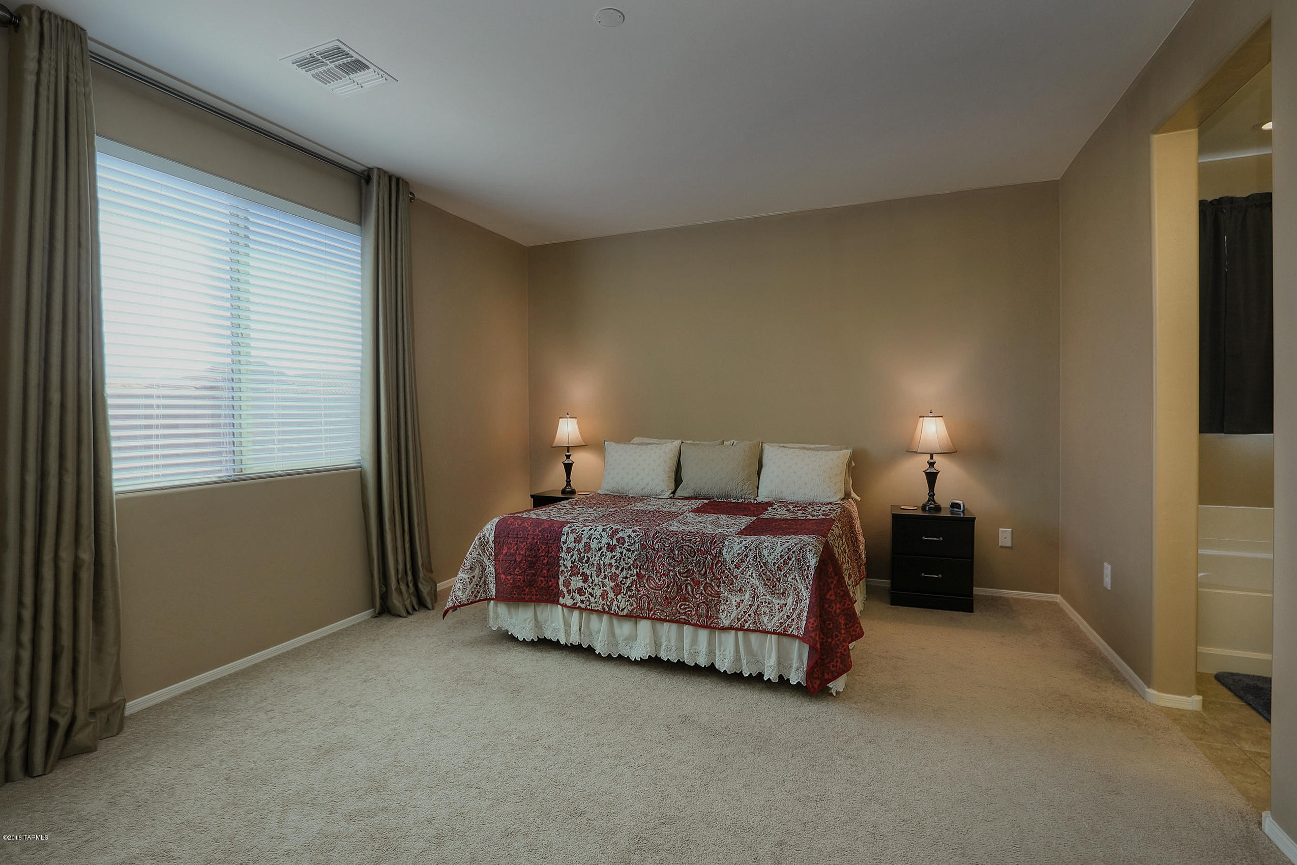 38996 S Running Roses Lane