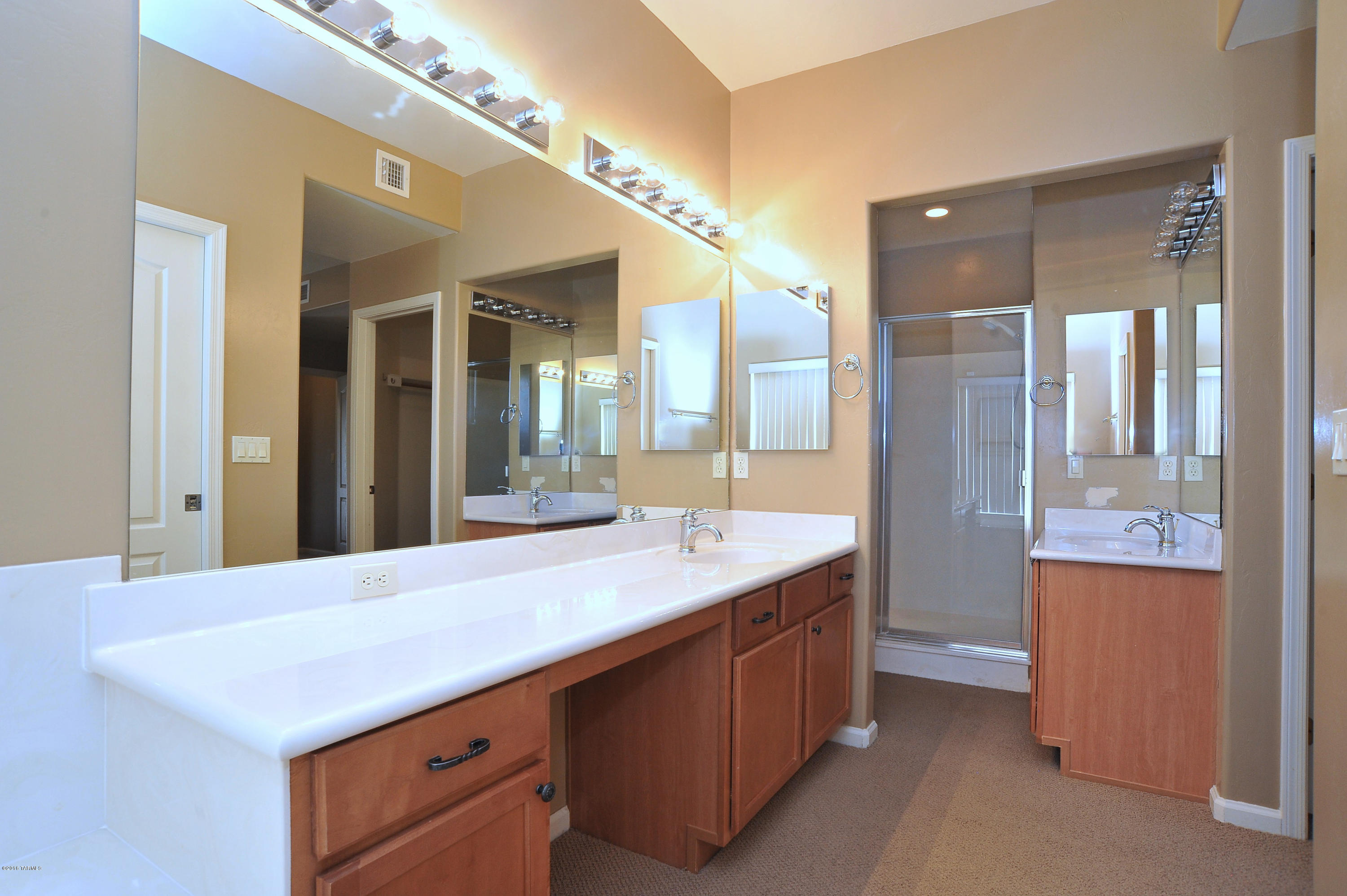 12923 N Eagleview Drive