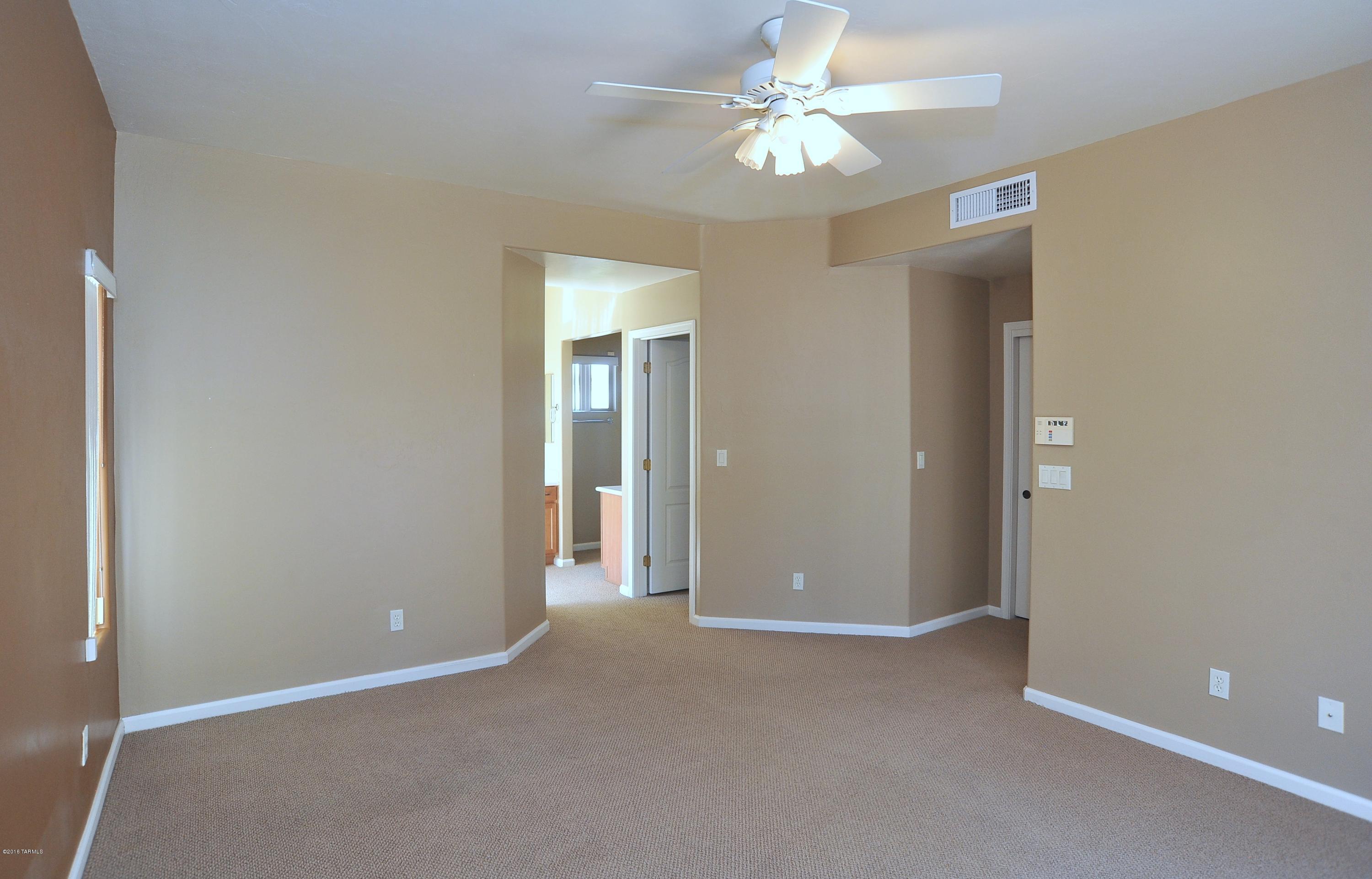 12923 N Eagleview Drive