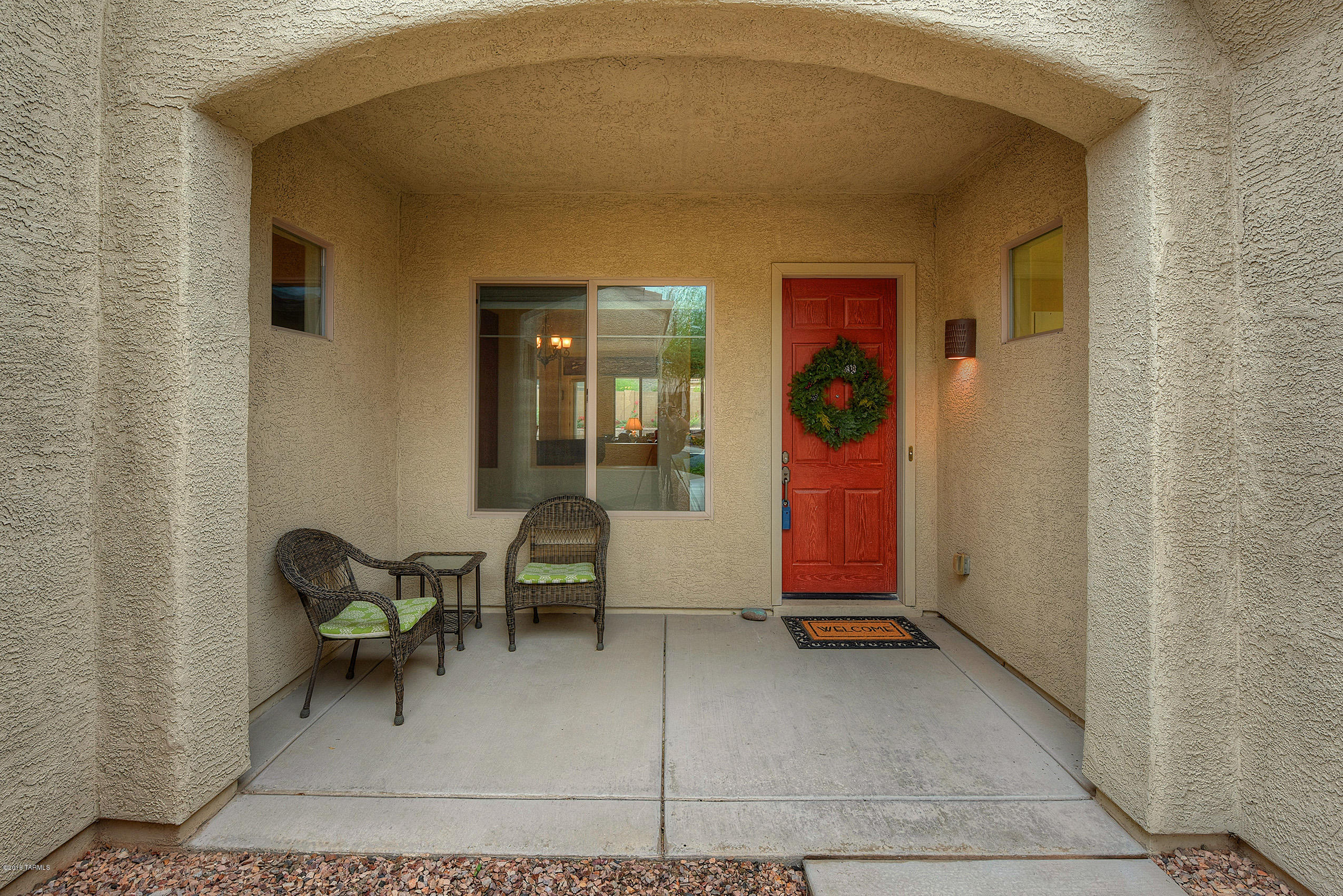 8589 N Crosswater Loop