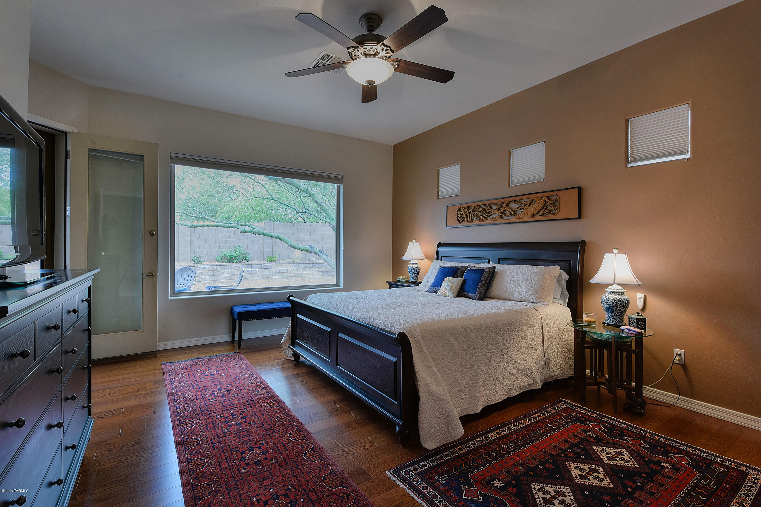 8589 N Crosswater Loop