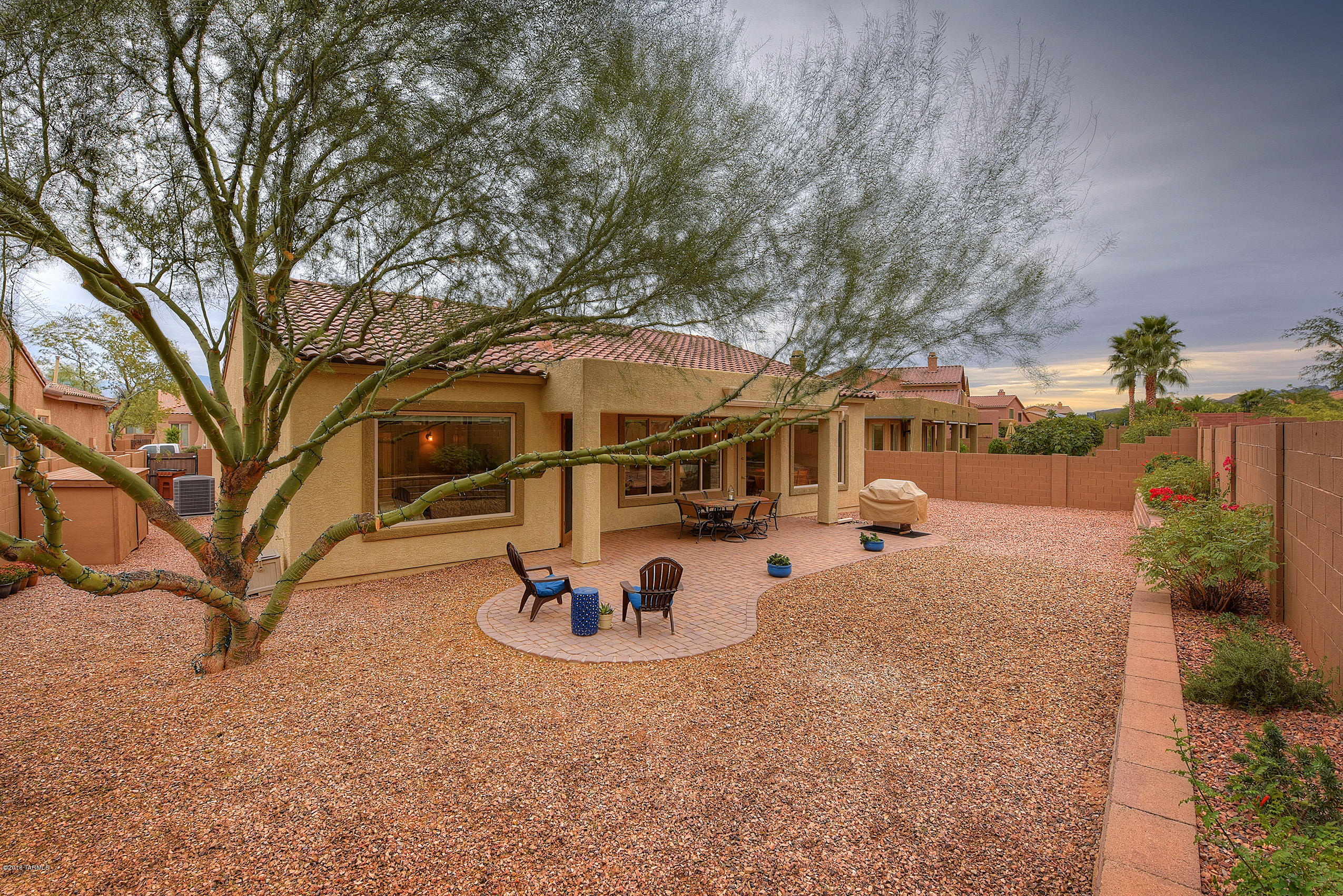 8589 N Crosswater Loop