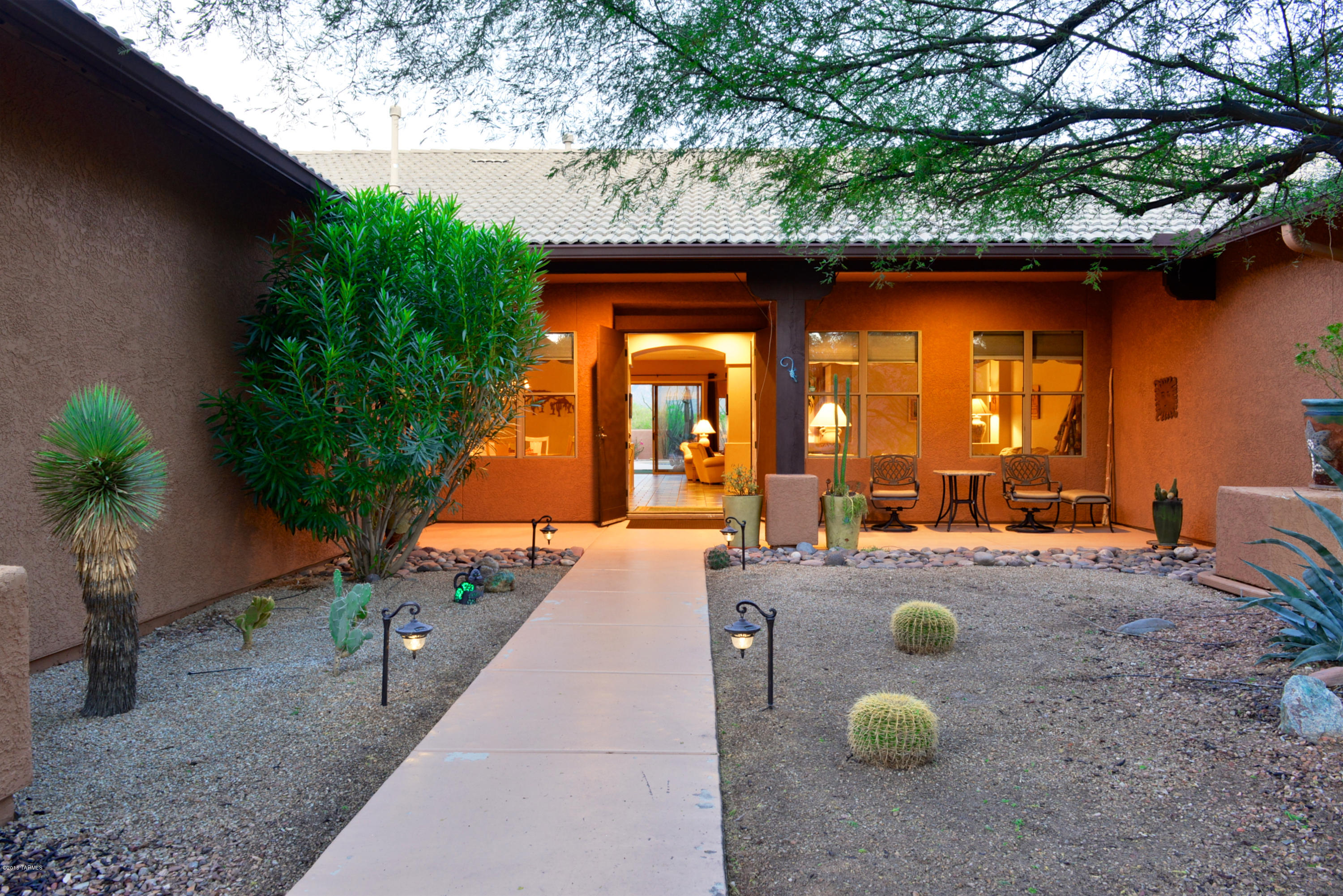 11810 N Whispering Ridge Drive