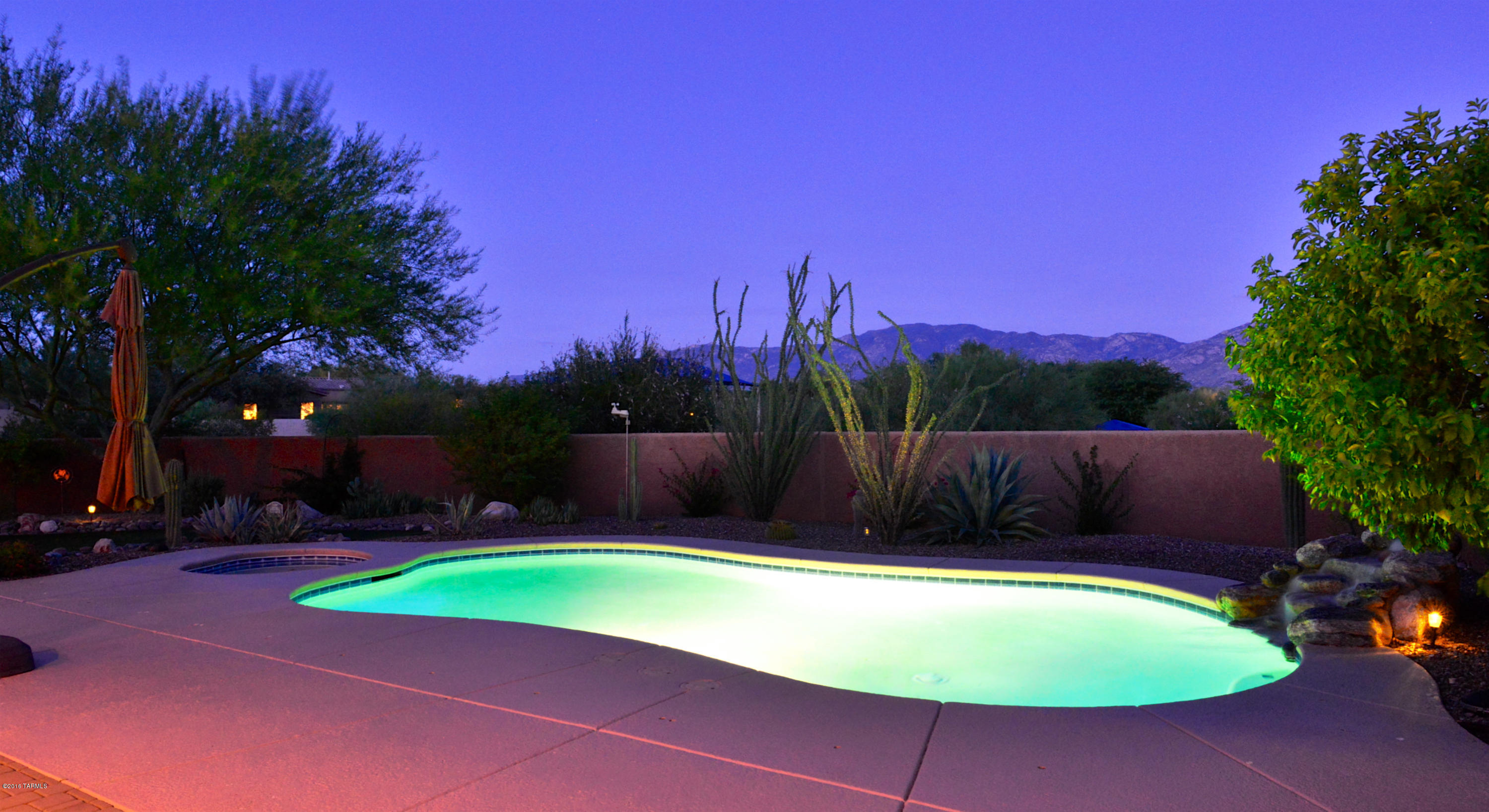 11810 N Whispering Ridge Drive