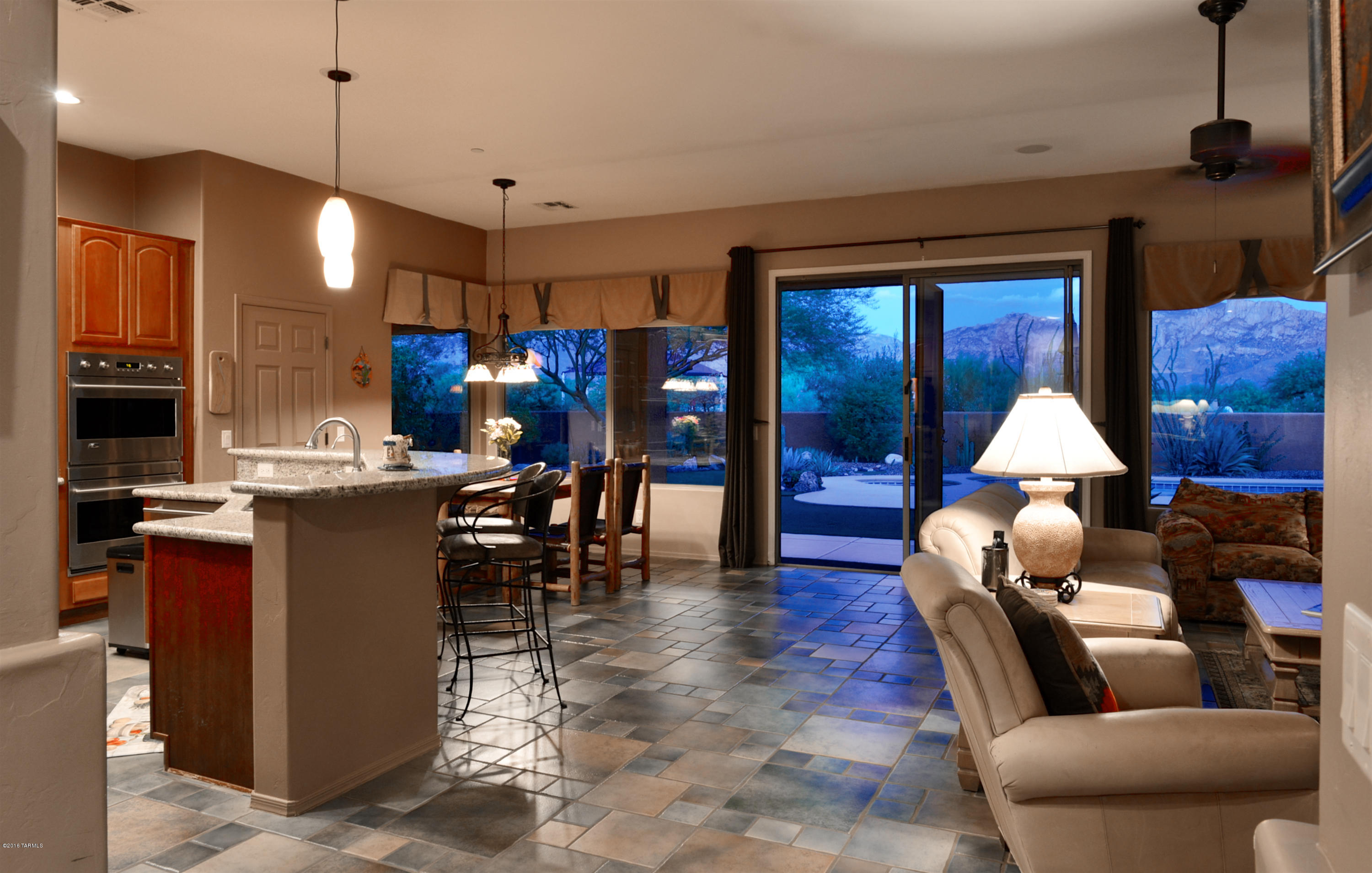 11810 N Whispering Ridge Drive